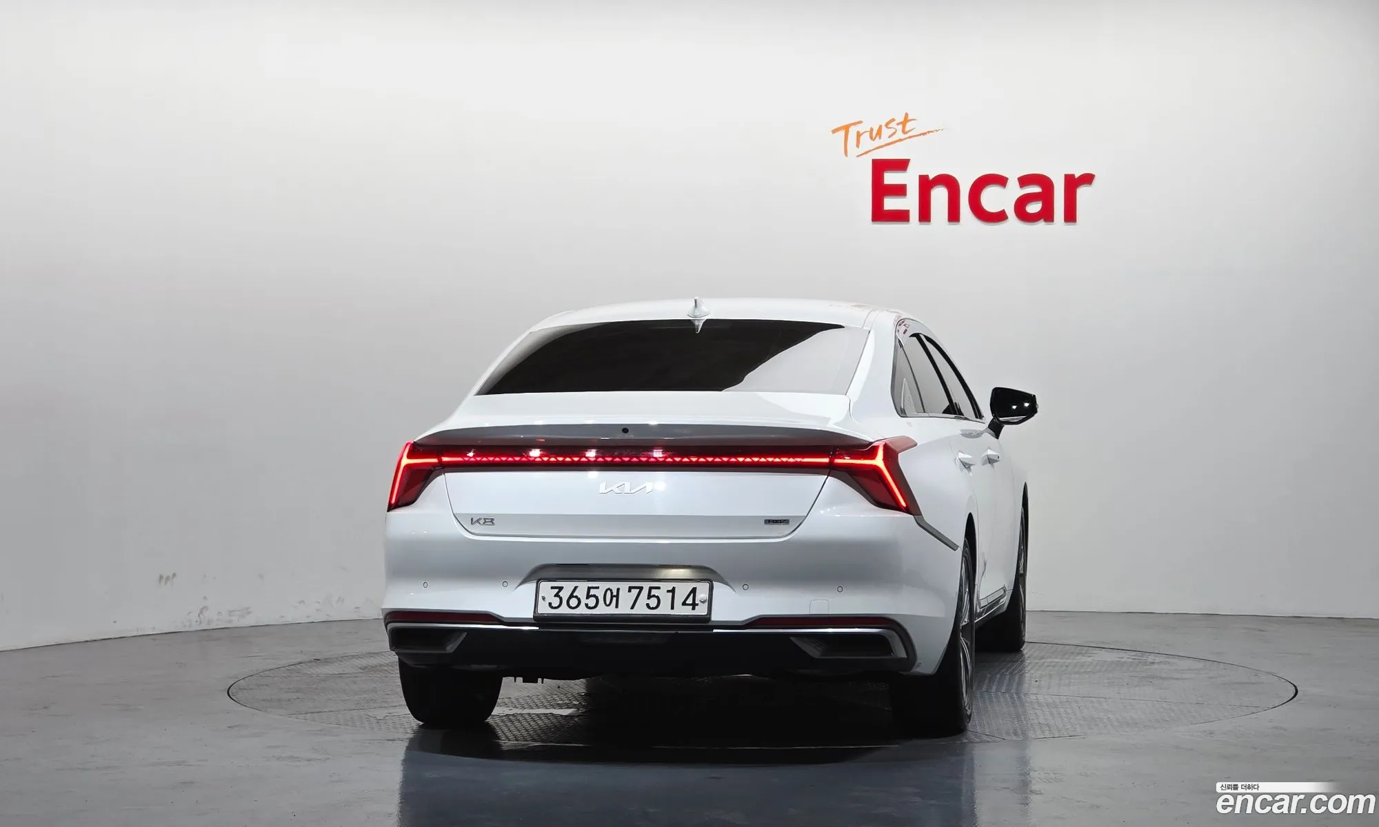 Kia K8 Hybrid 2021 — 4