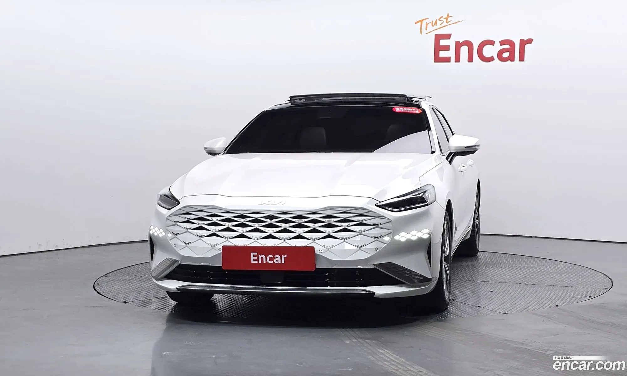 Kia K8 Hybrid 2023 — 2