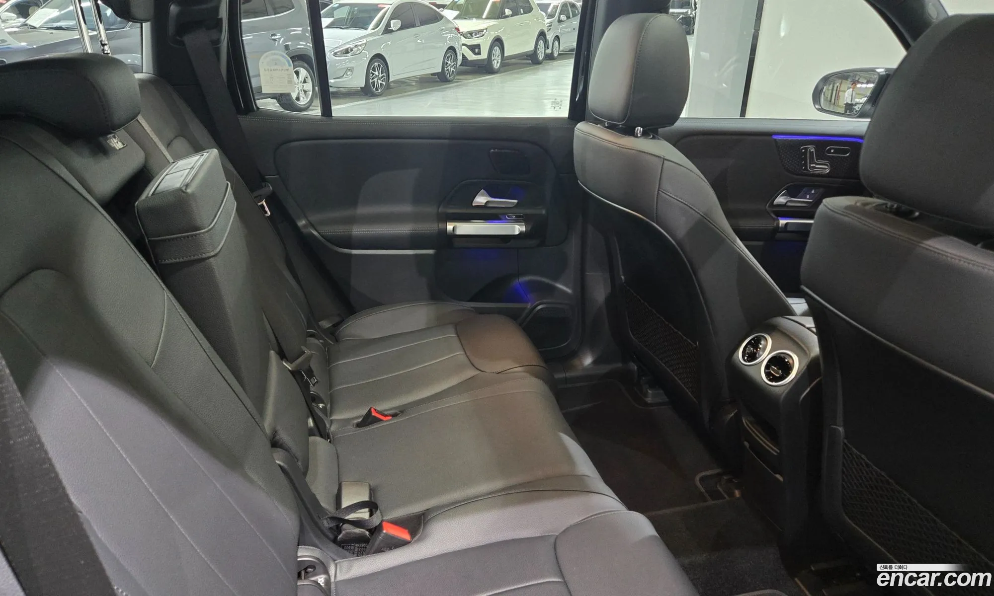 Mercedes-Benz EQB X243 2025 — 10