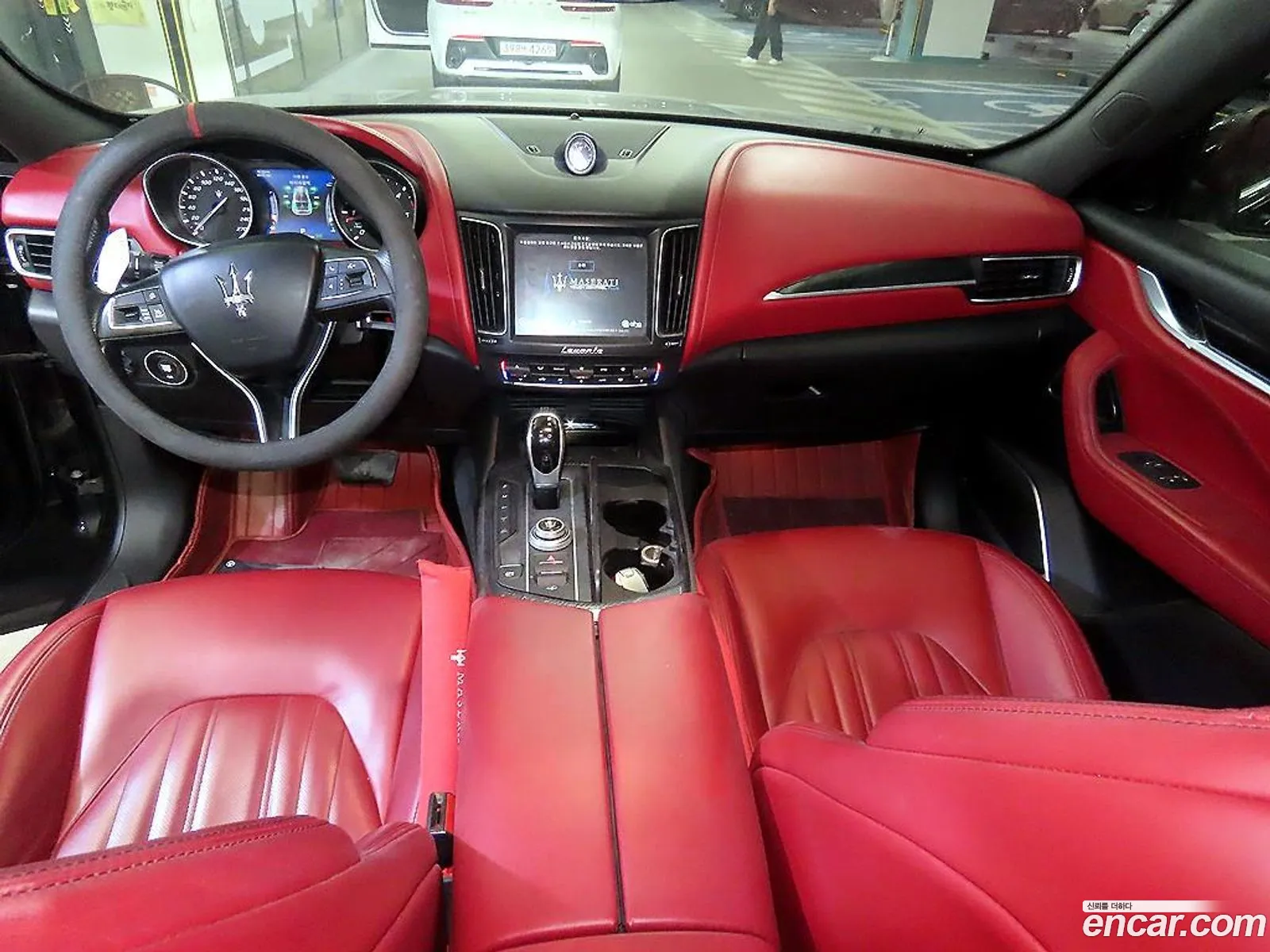 Maserati Levante 2018 — 9