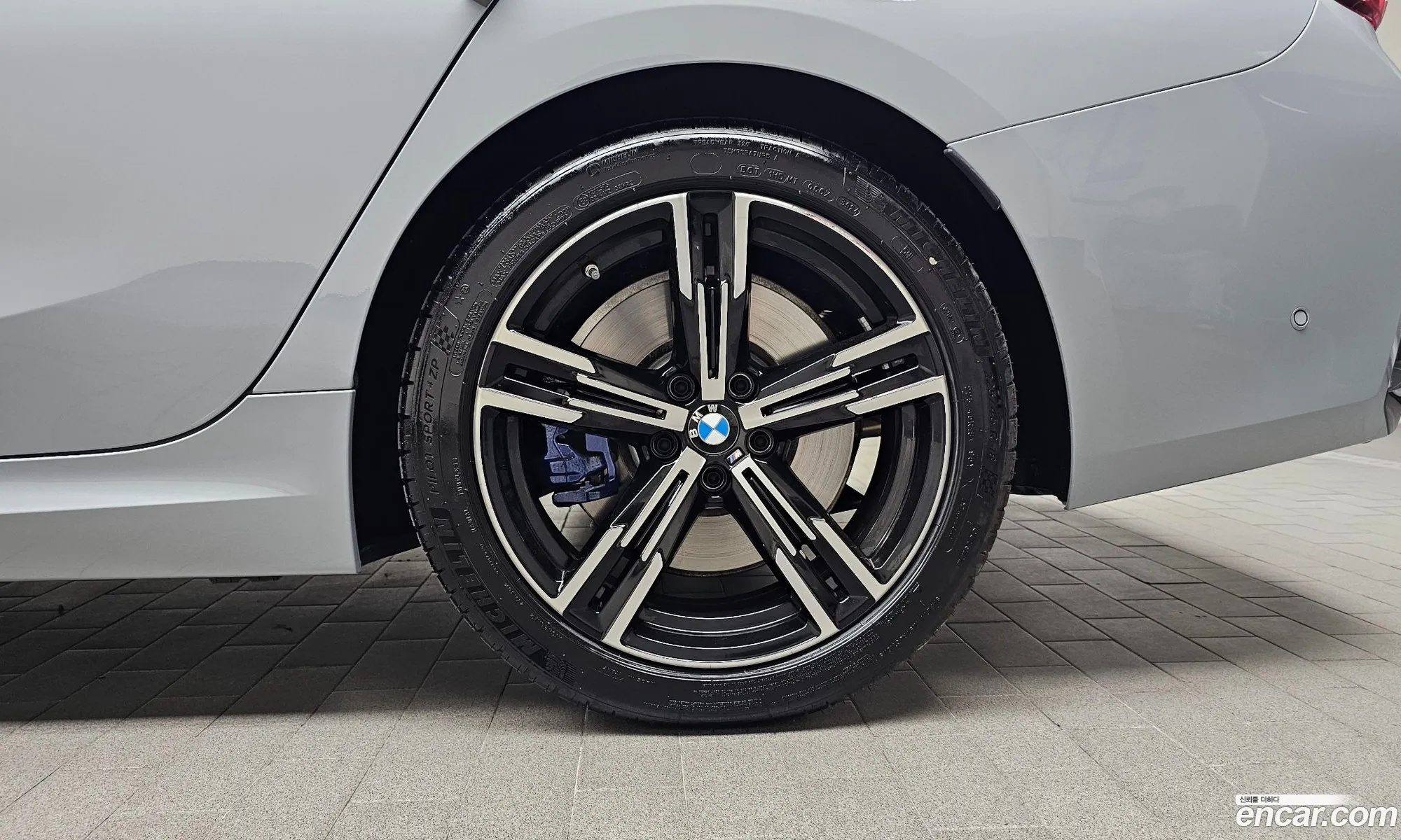 BMW 3 Series 2025 WBA11FF08SFU50777 — 10