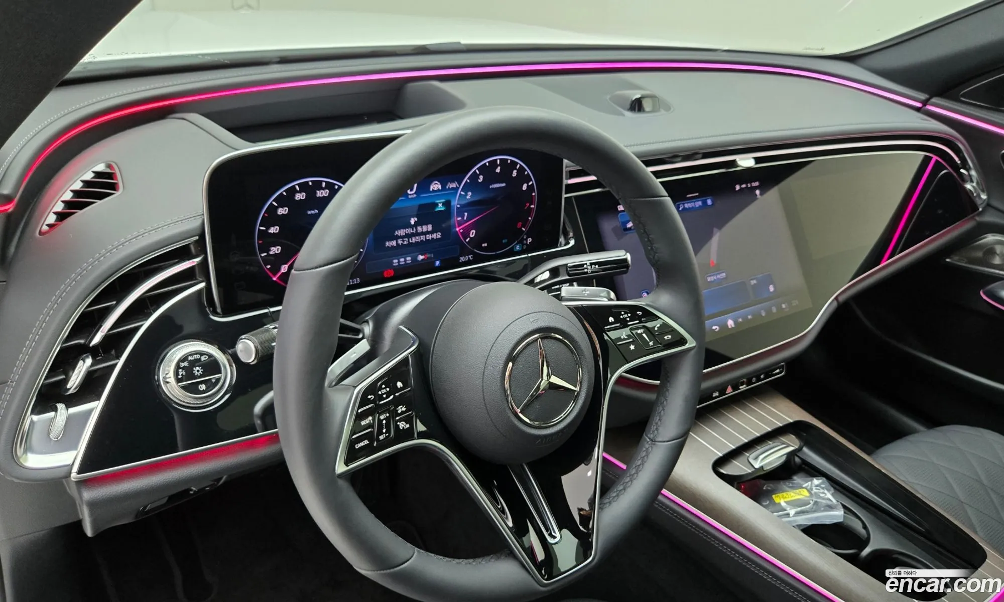 Mercedes-Benz E-Class W214 2025 — 4