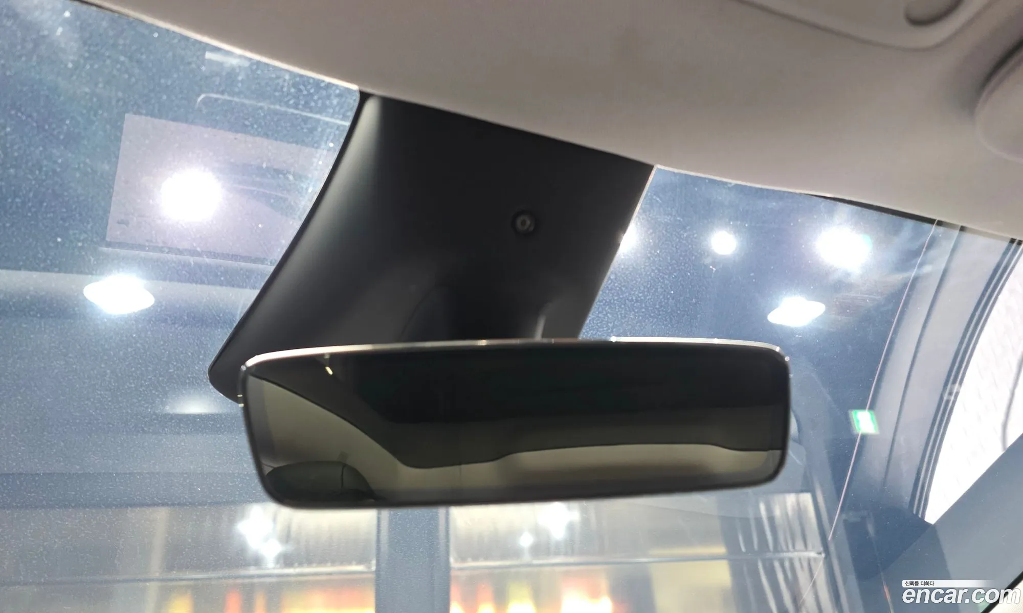 Tesla Model Y 2025 LRWYGCFJ5SC030089 — 19