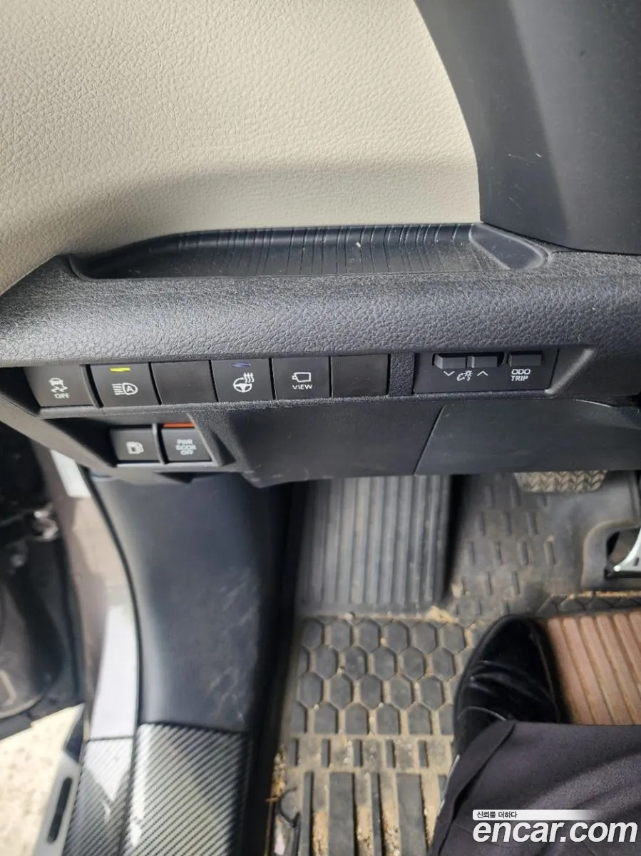Toyota Sienna 2024 — 17