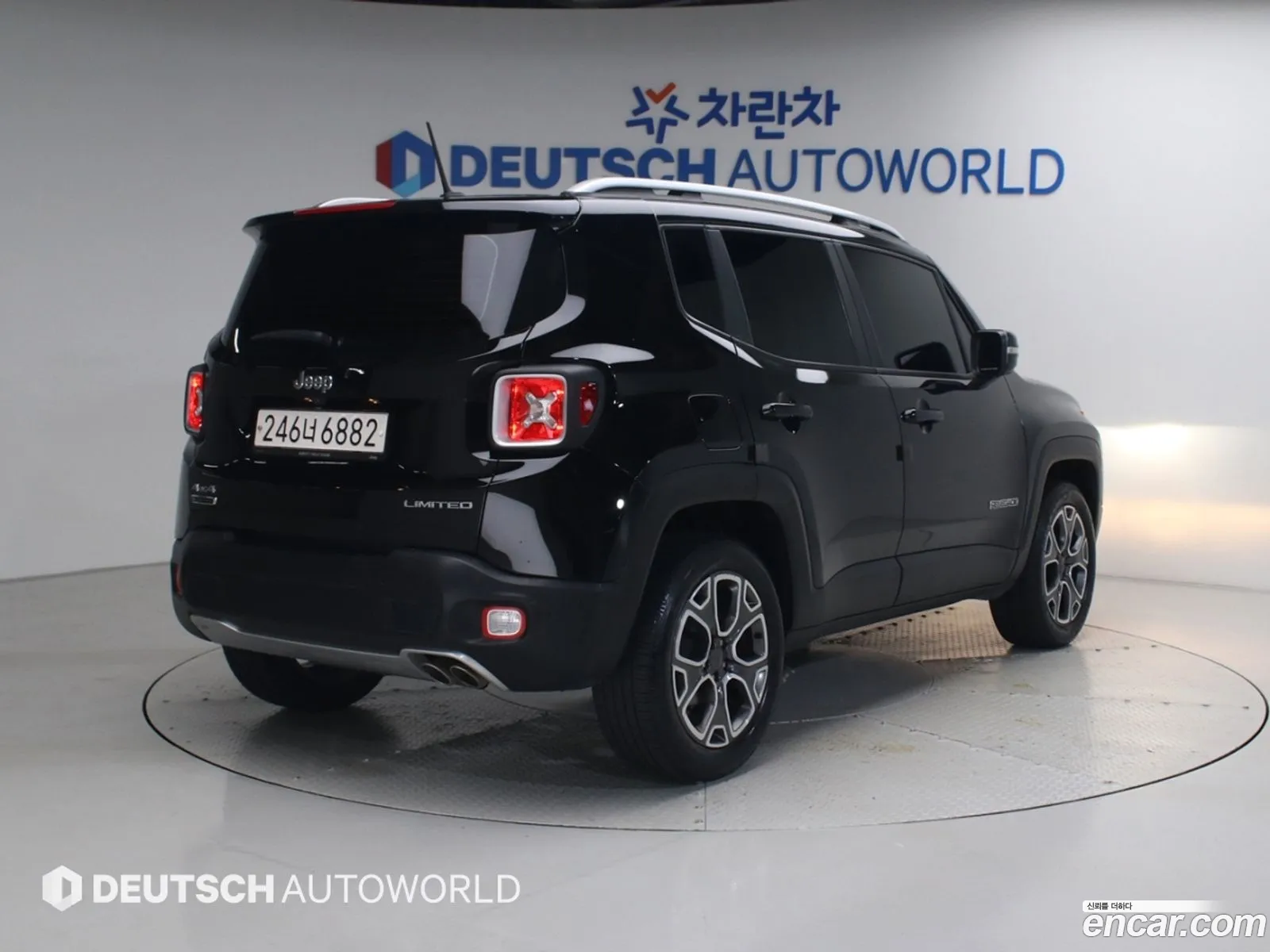Jeep Renegade 2017 — 18