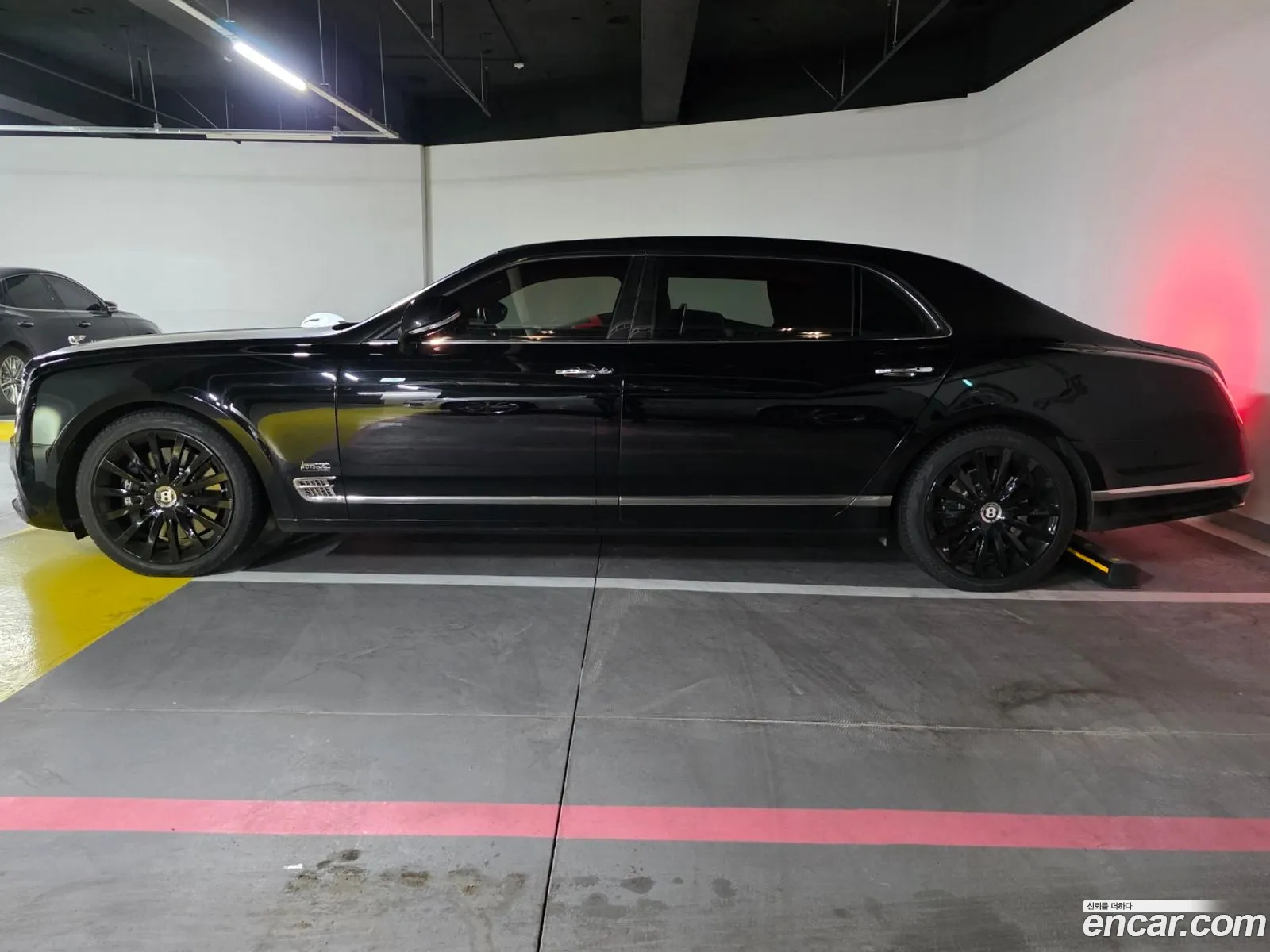 Bentley Mulsanne 2019 — 2