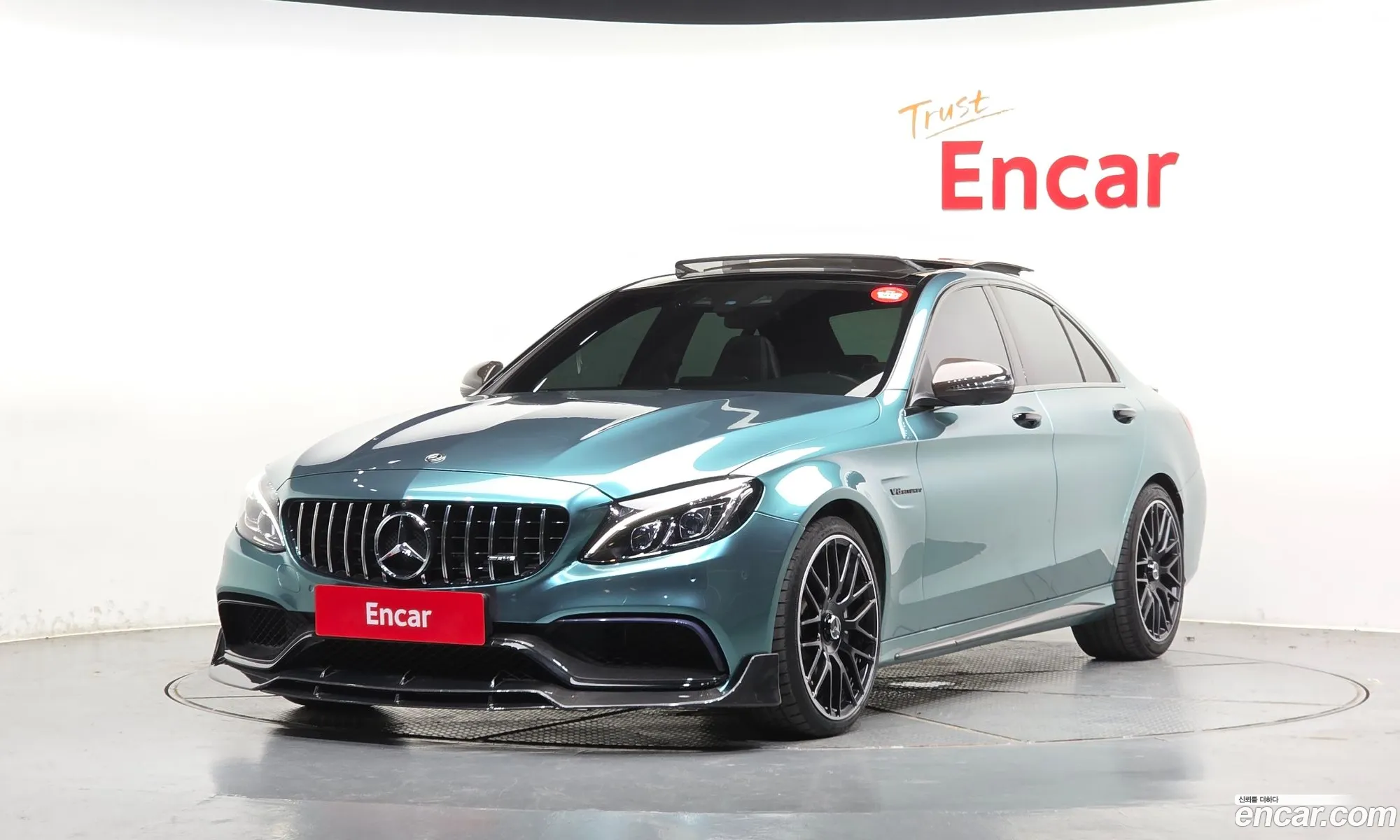 Mercedes-Benz C-Class W205 2018 — 21