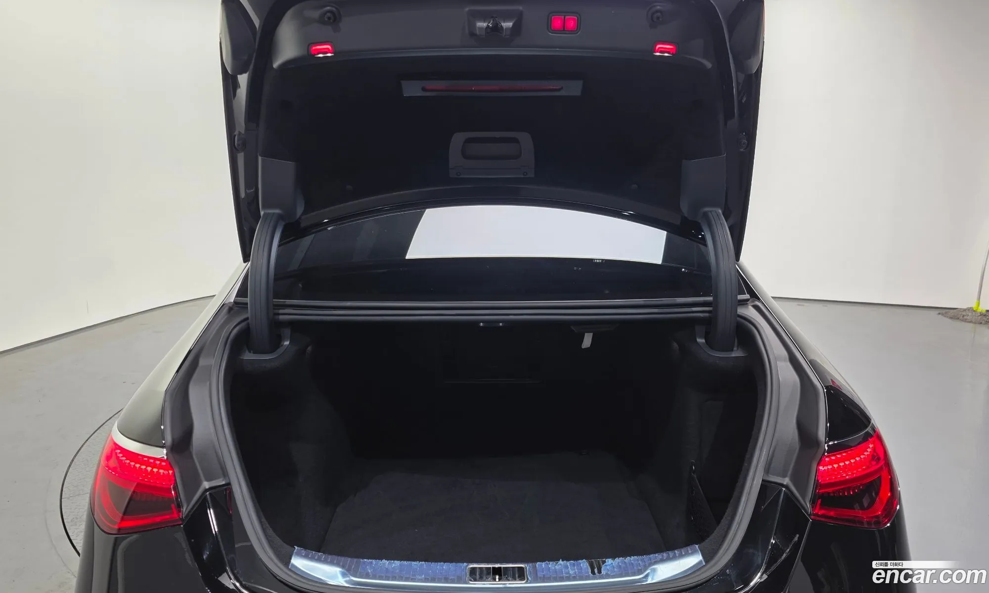 Mercedes-Benz S-Class W223 2021 — 9