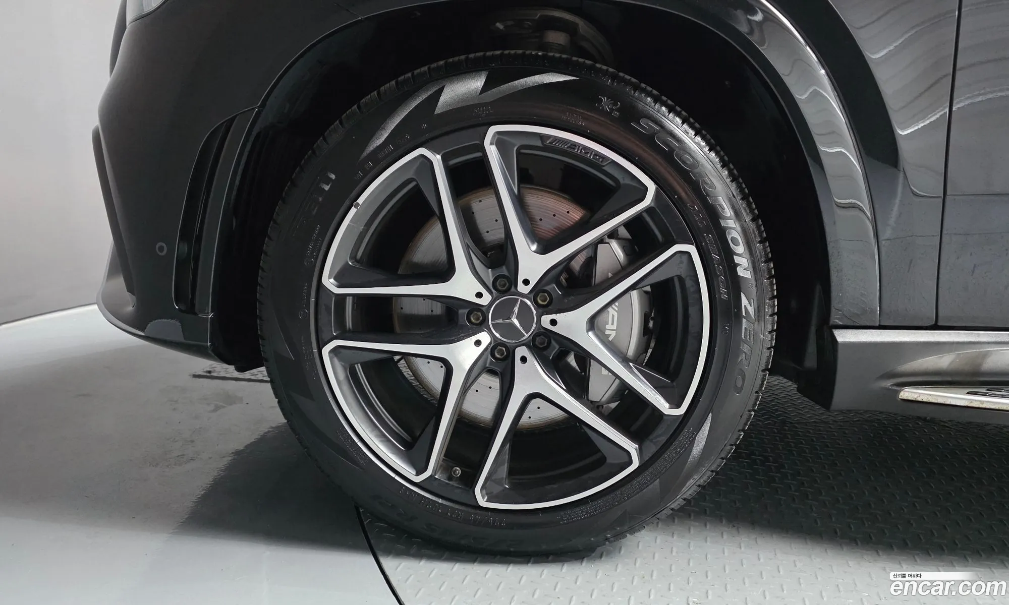 Mercedes-Benz GLE-Class W167 2021 — 33
