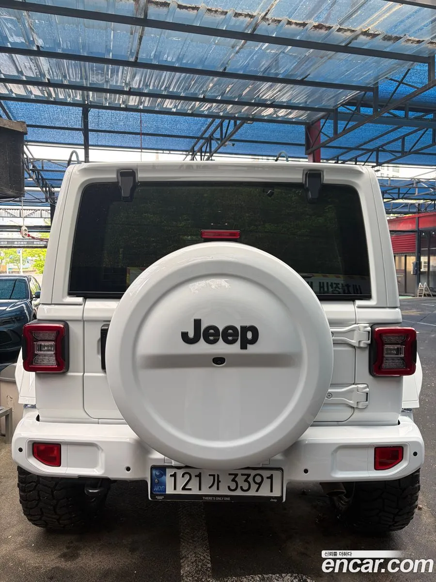 Jeep Wrangler 2023 — 7
