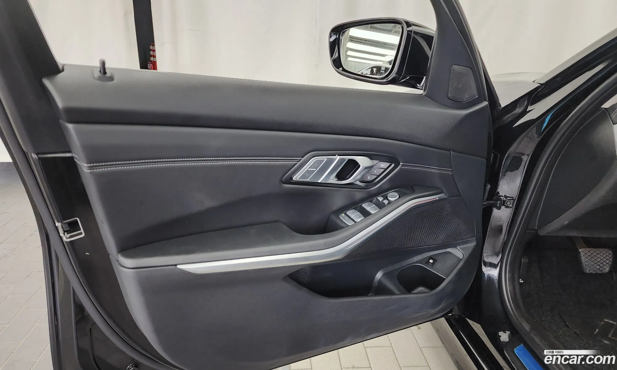 BMW 3 Series 2022 WBA11GK02NFM25549 — 20