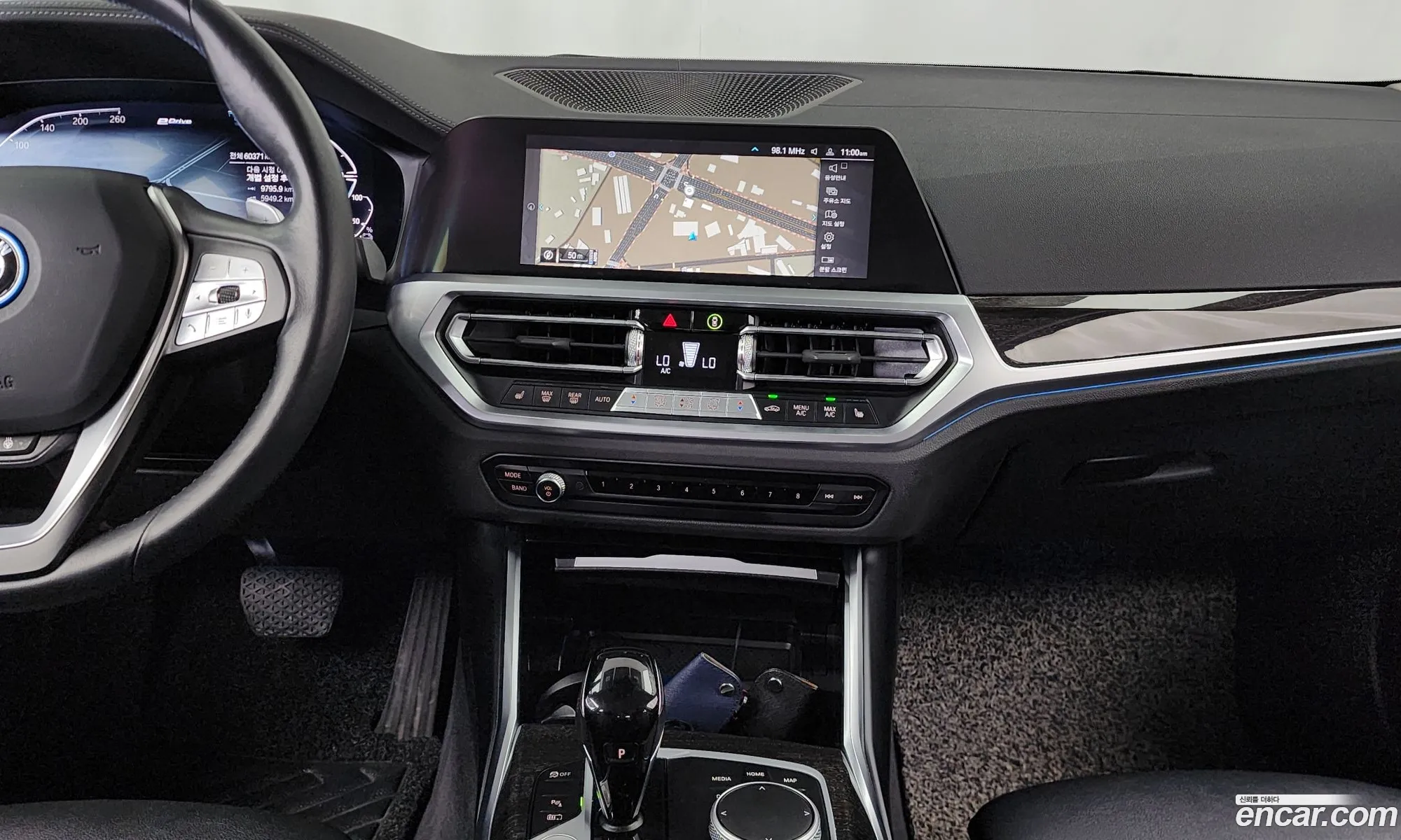 BMW 3 Series 2022 WBA11GK02NFM25549 — 8