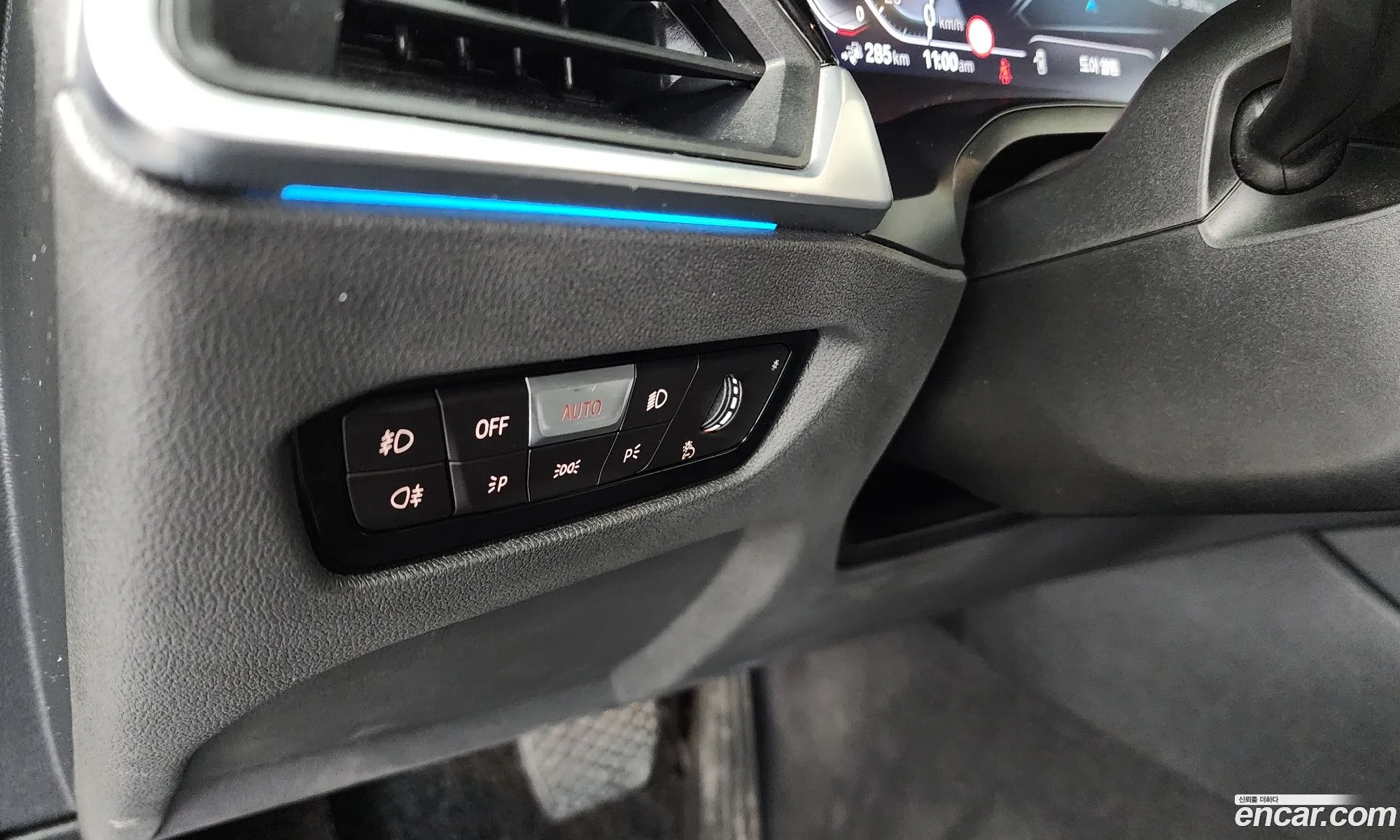 BMW 3 Series 2022 WBA11GK02NFM25549 — 10