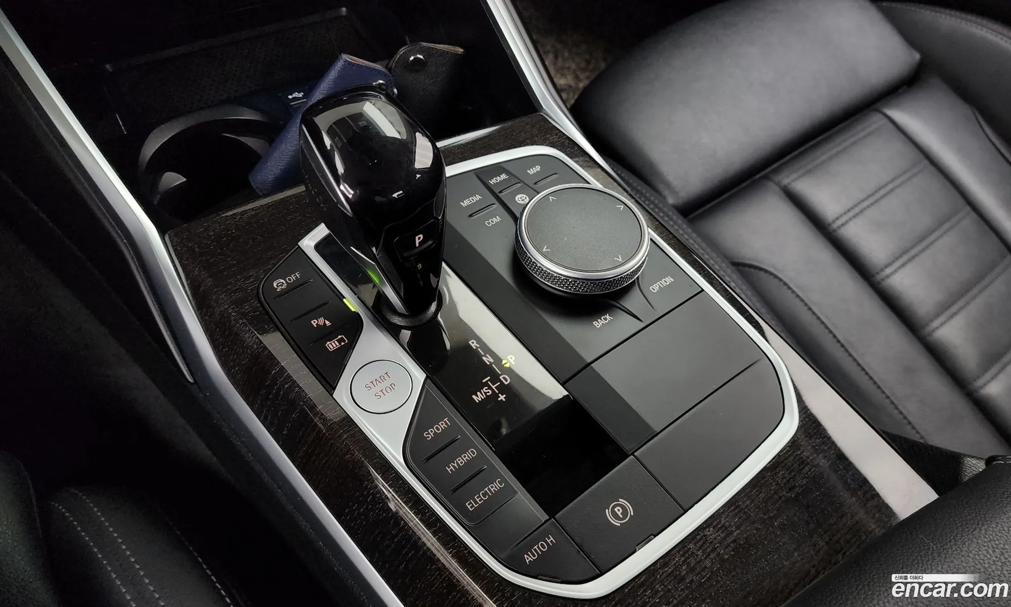 BMW 3 Series 2022 WBA11GK02NFM25549 — 23