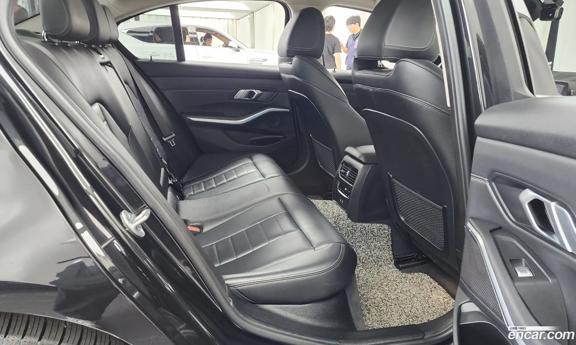 BMW 3 Series 2022 WBA11GK02NFM25549 — 28