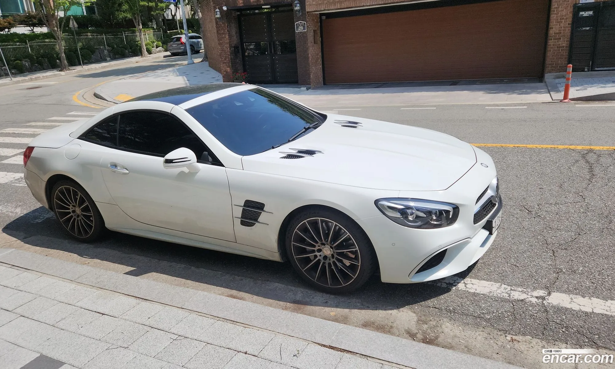 Mercedes-Benz SL-Class 2016 — 8