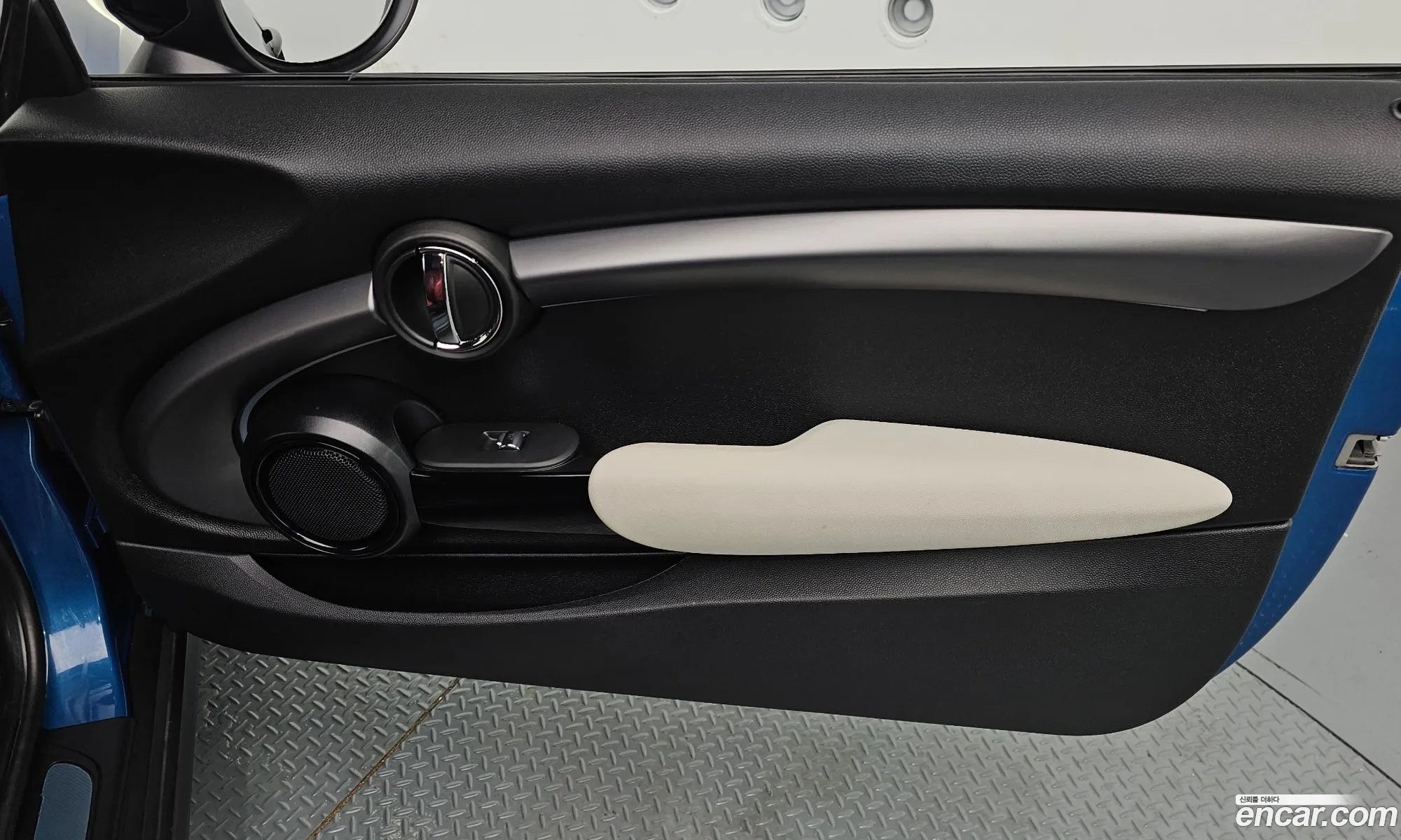 Mini Cooper Electric 2022 WMW11DJ03N2S30521 — 18