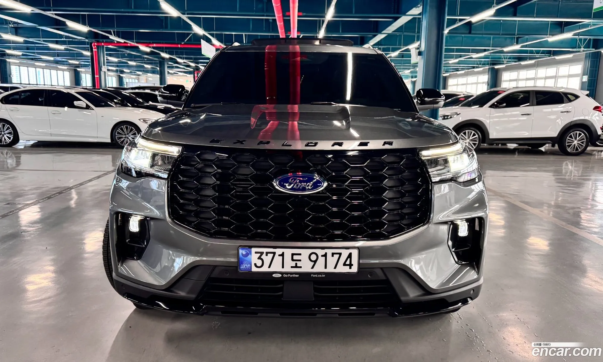 Ford Explorer 6th Gen 2025 — 18