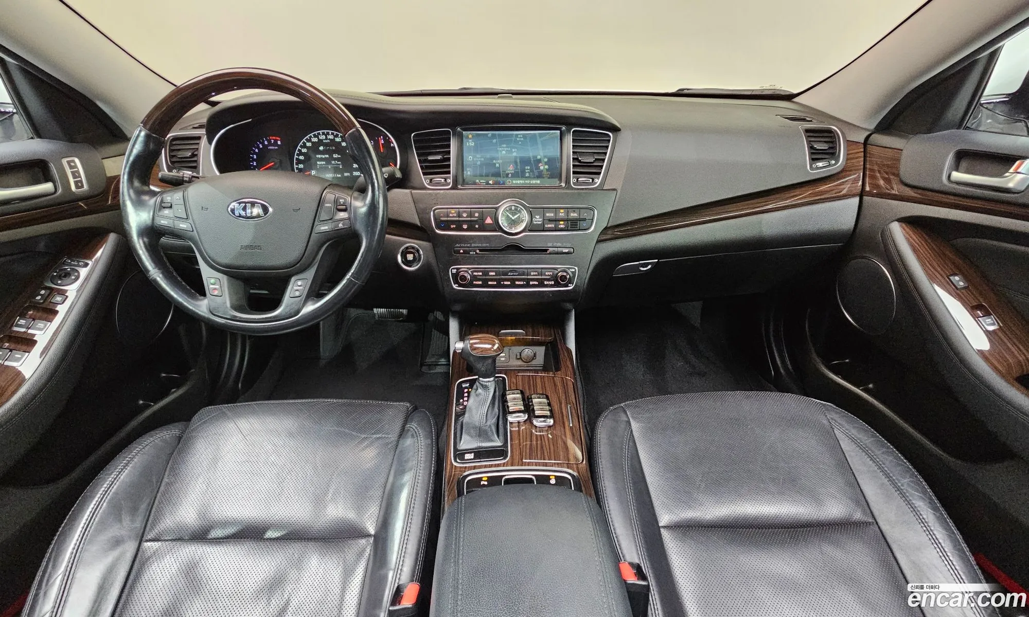 Kia K7 2016 — 2