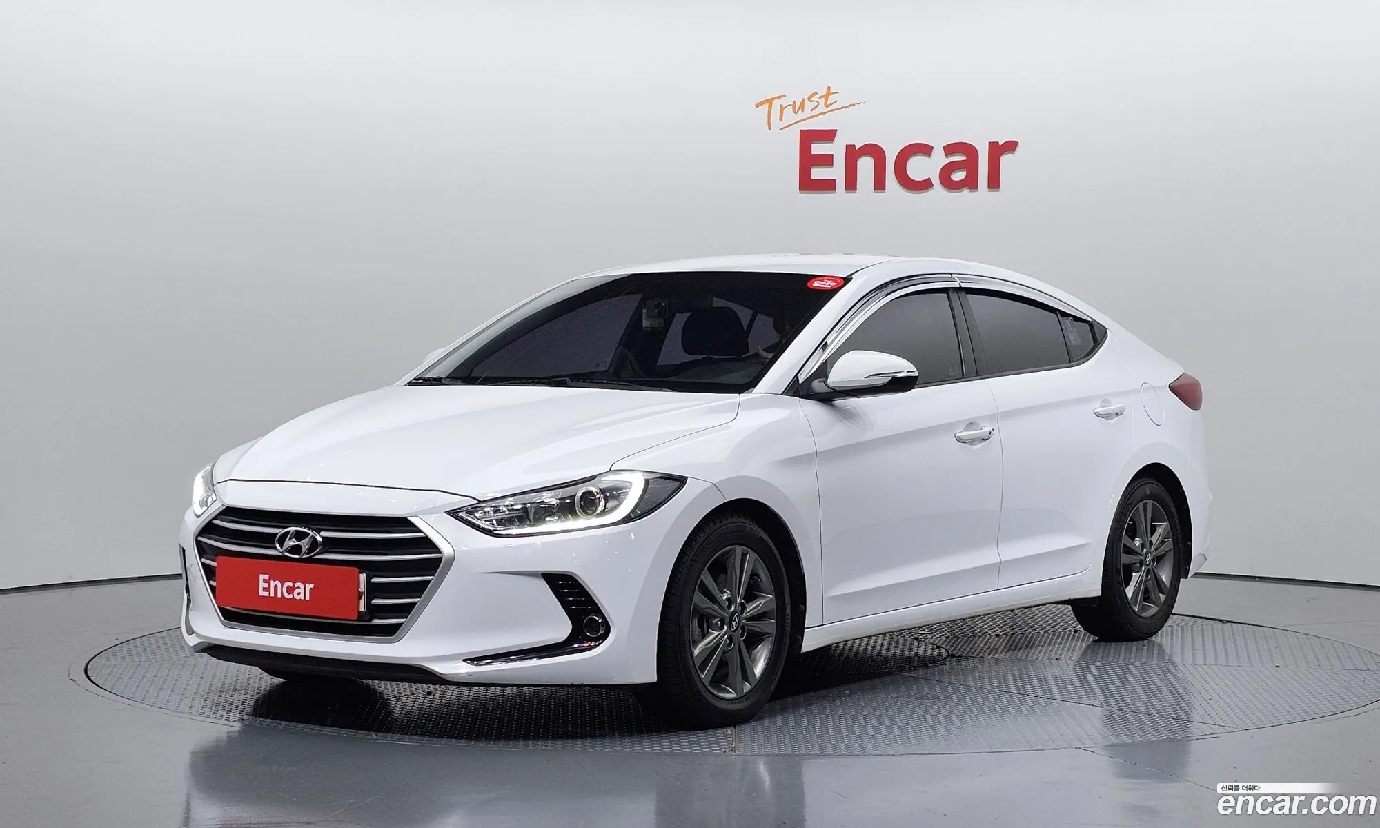 Hyundai Elantra AD 2016 — 3