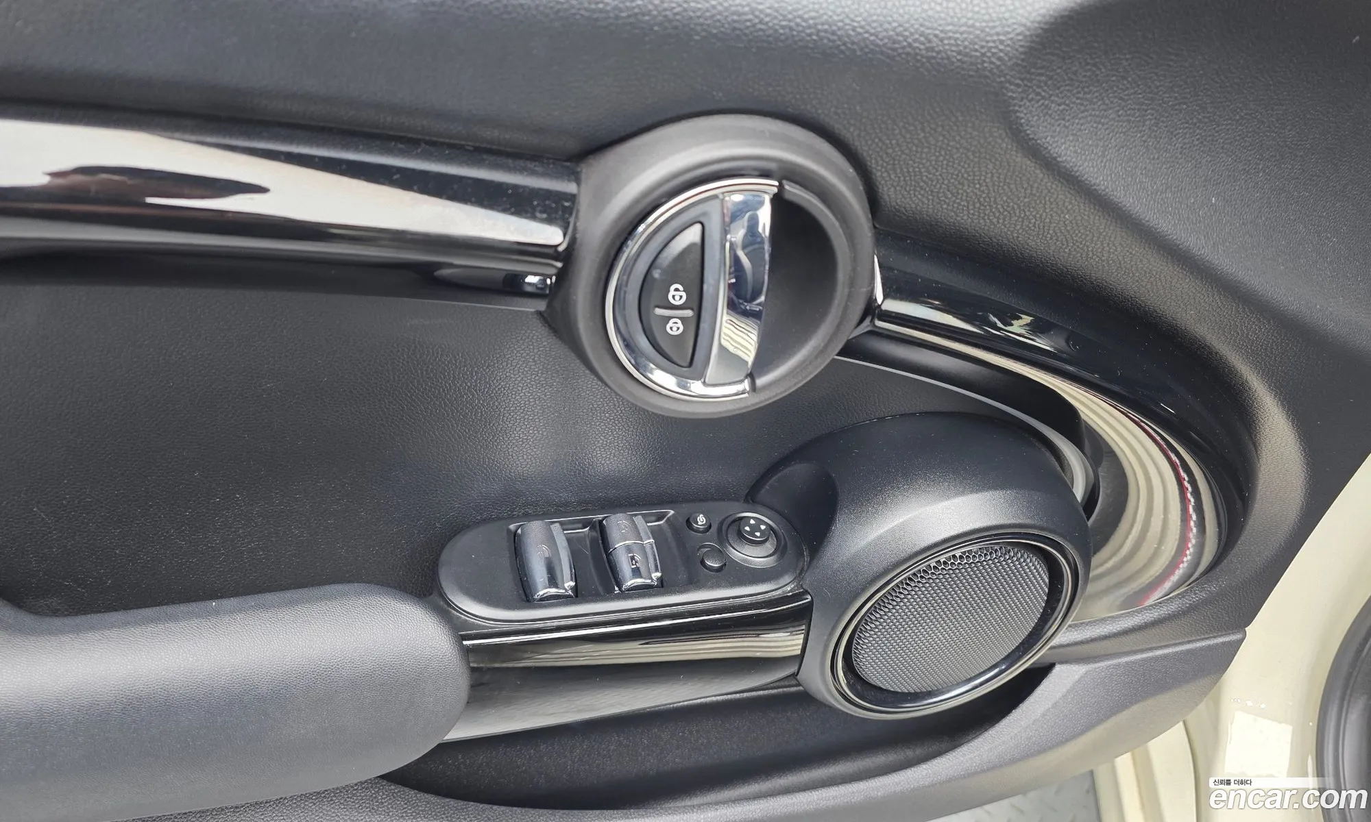 Mini Cooper S Convertible 2021 — 16
