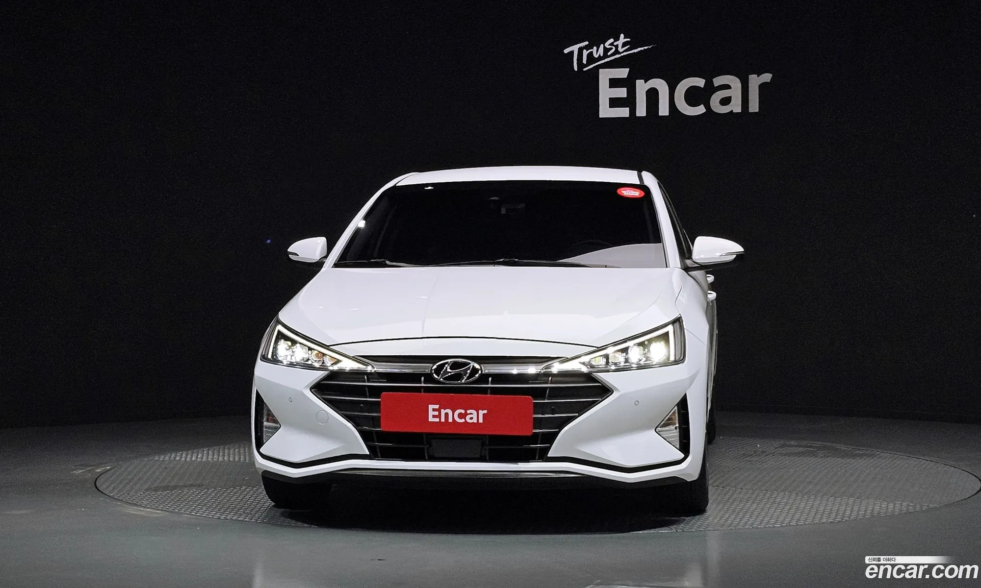Hyundai Elantra AD 2019 — 4