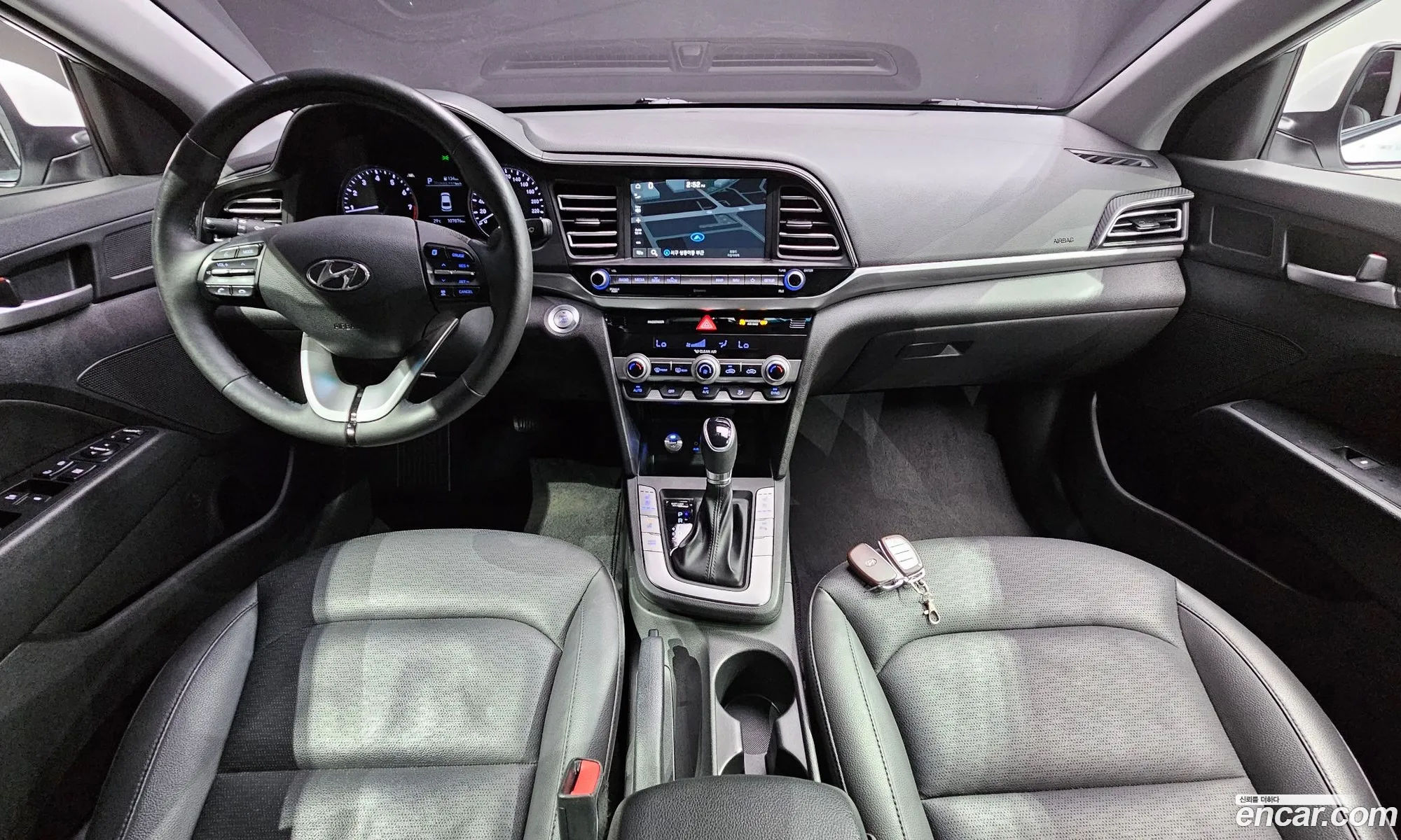 Hyundai Elantra AD 2019 — 3
