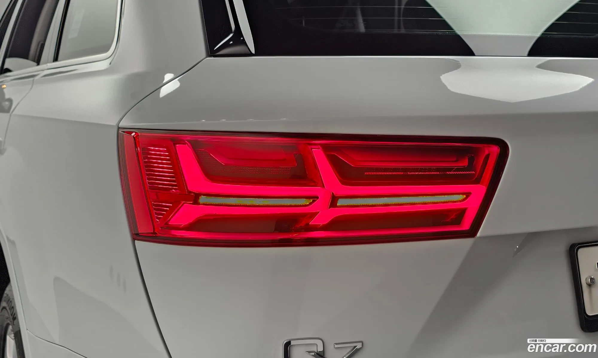 Audi Q7 2019 WAUZZZ4MXKD041405 — 3
