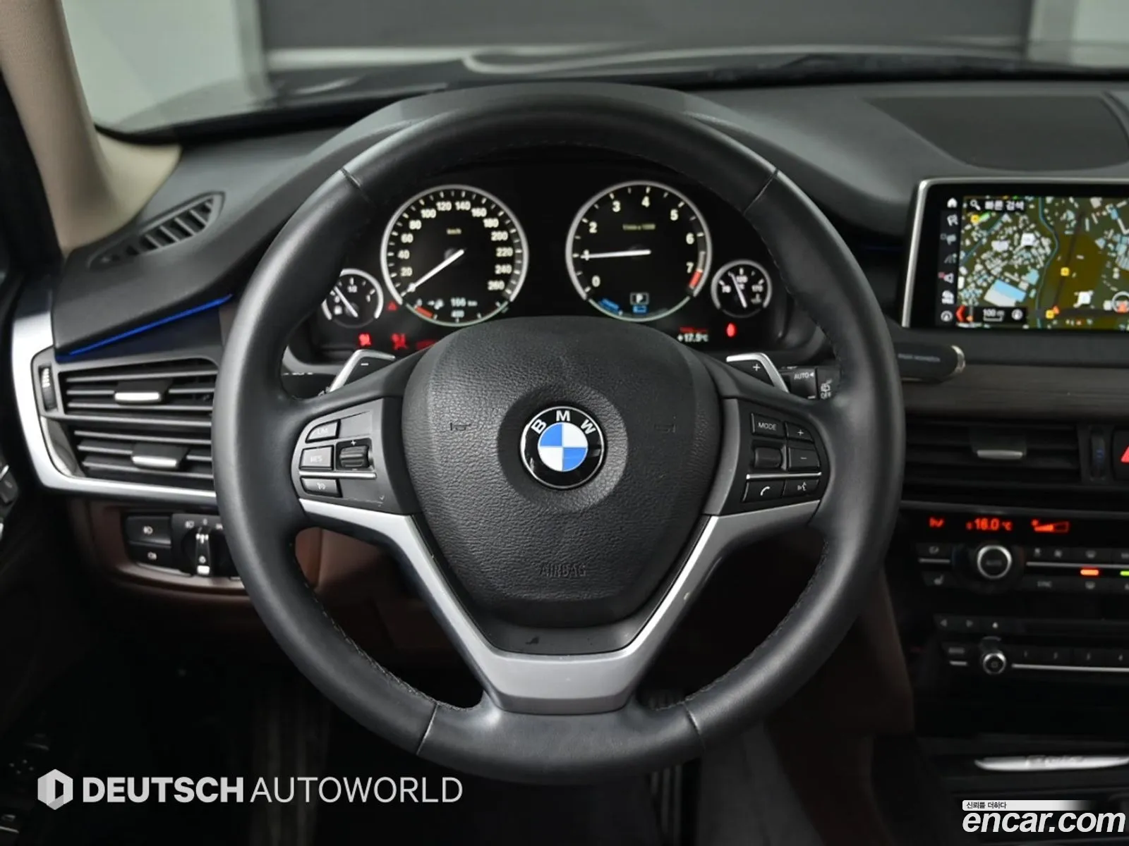 BMW X5 2018 — 12