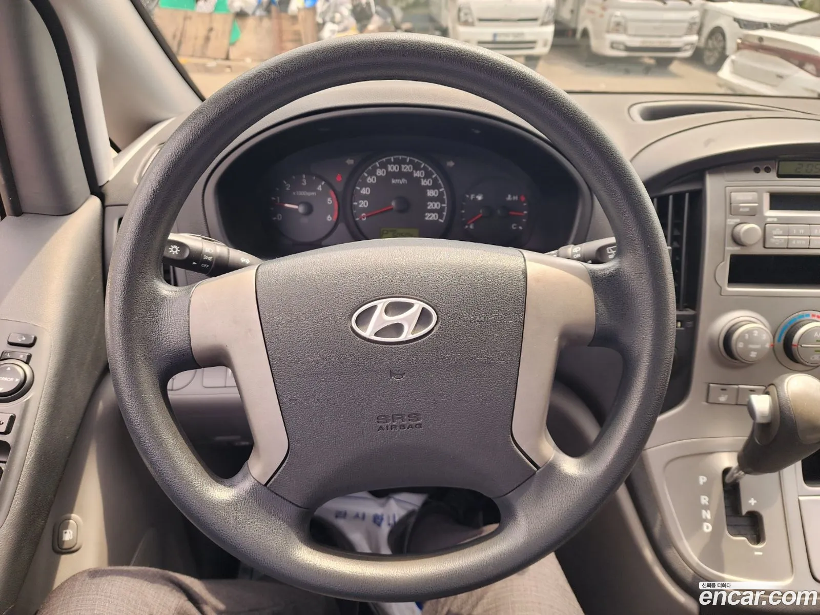 Hyundai Grand Starex 2010 — 2