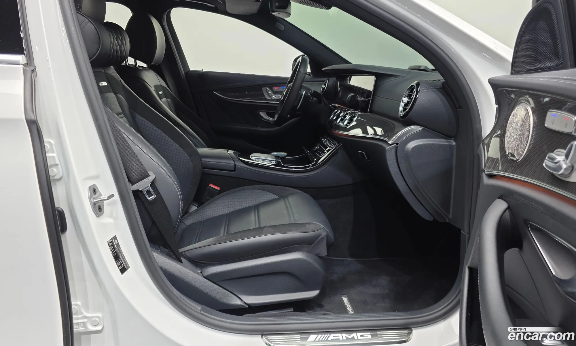 Mercedes-Benz E-Class W213 2022 — 2