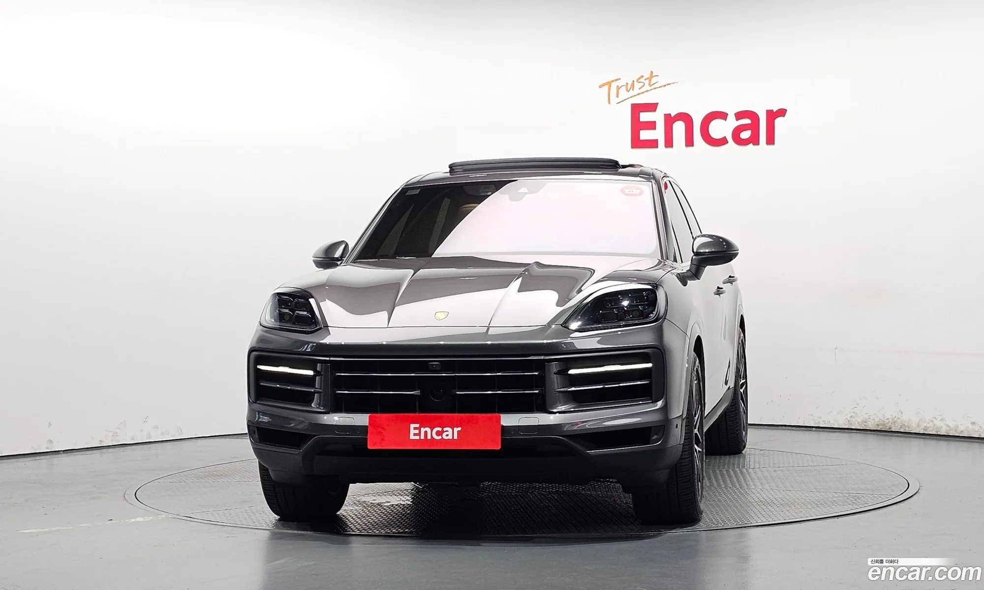 Porsche Cayenne 2024 — 3