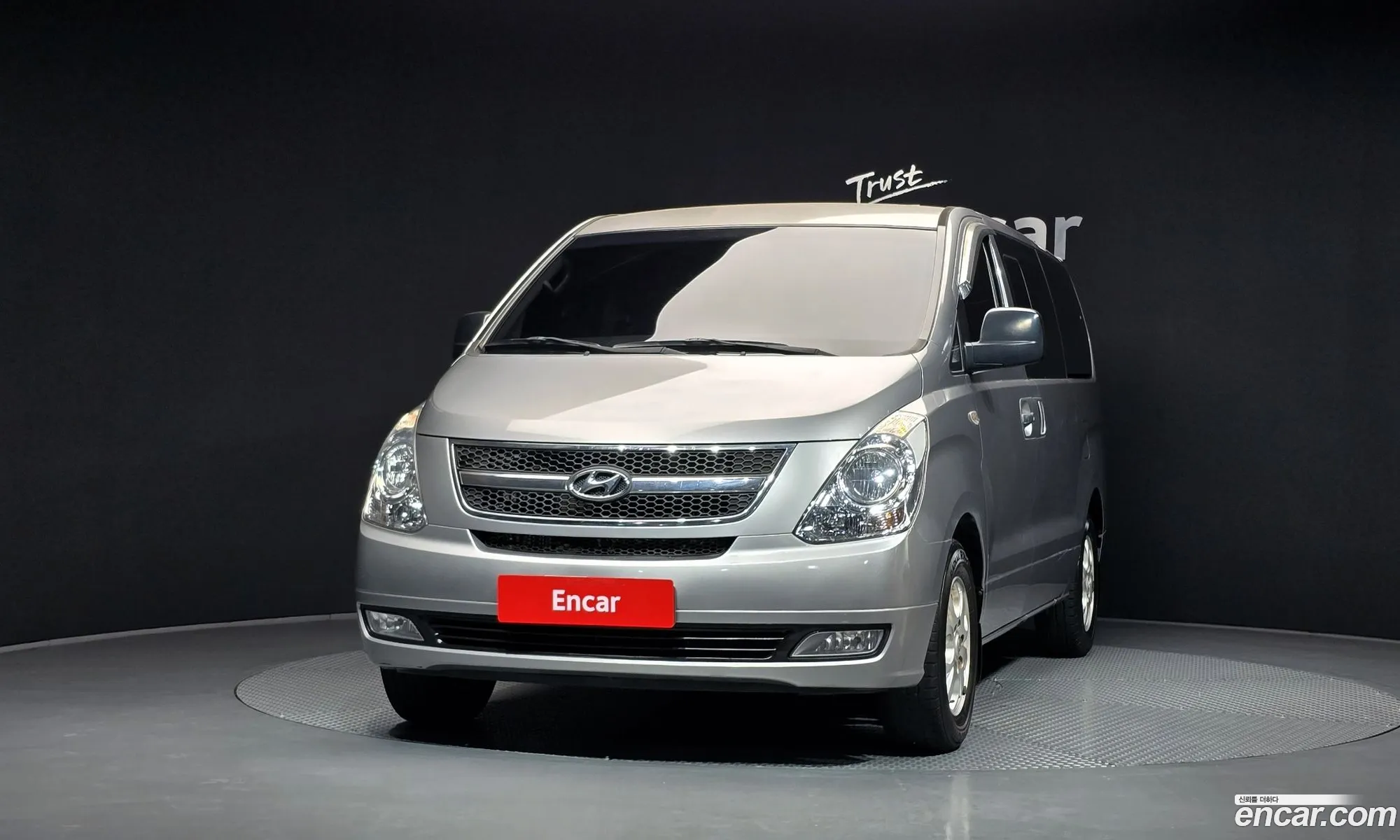 Hyundai Grand Starex 2010 — 2