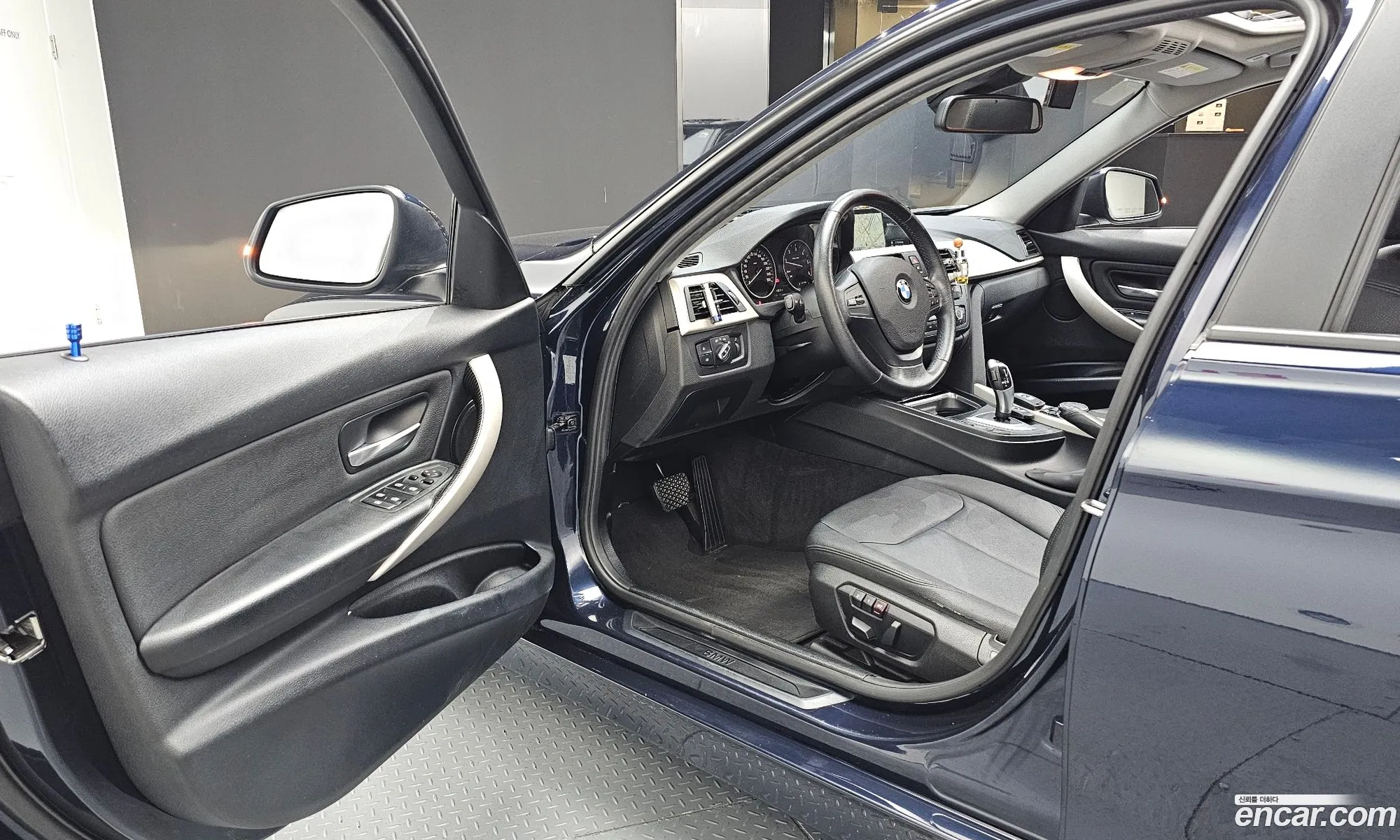 BMW 3 Series 2015 WBA3E1102FF949233 — 6