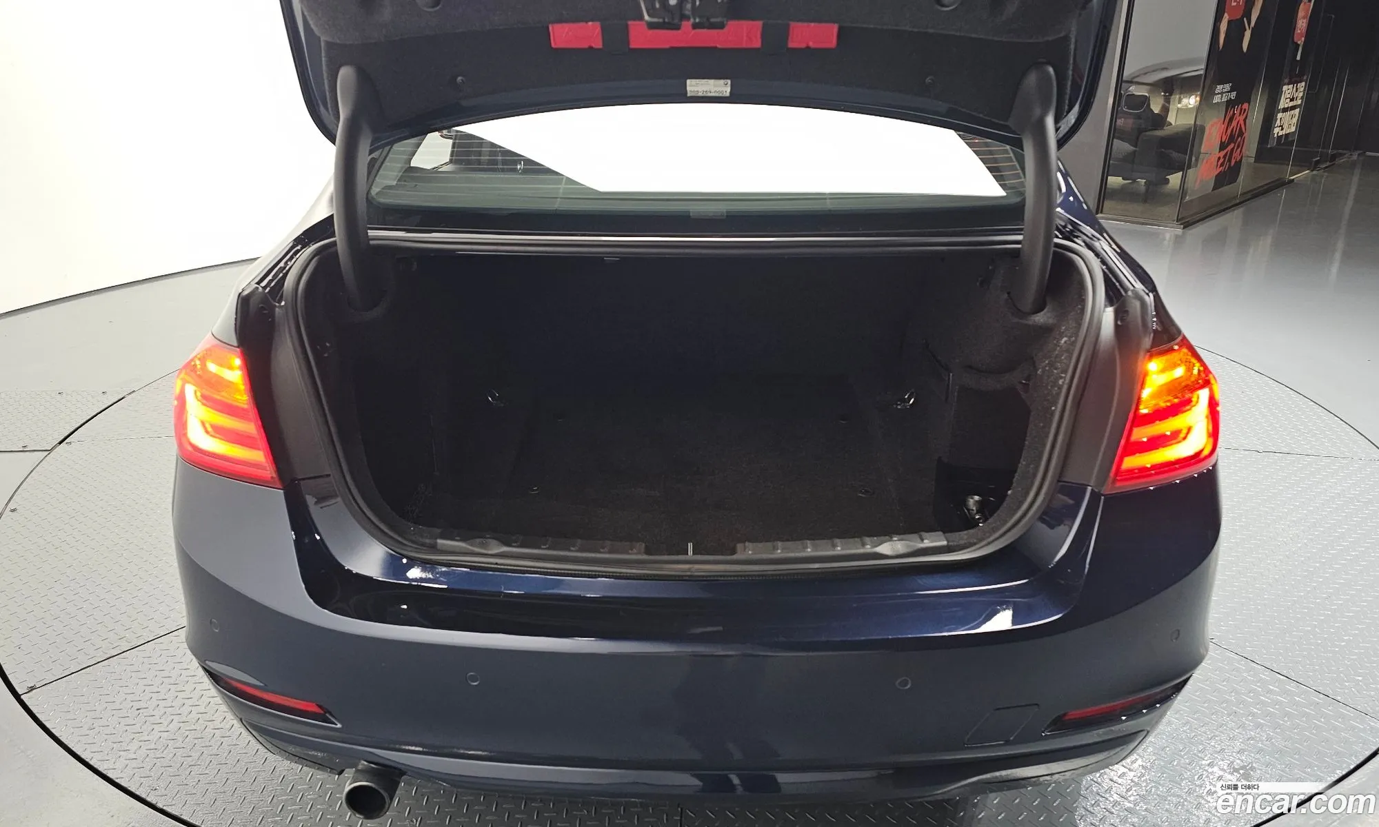 BMW 3 Series 2015 WBA3E1102FF949233 — 13