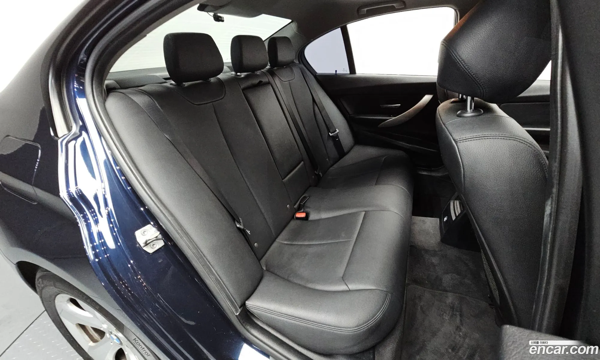 BMW 3 Series 2015 WBA3E1102FF949233 — 14