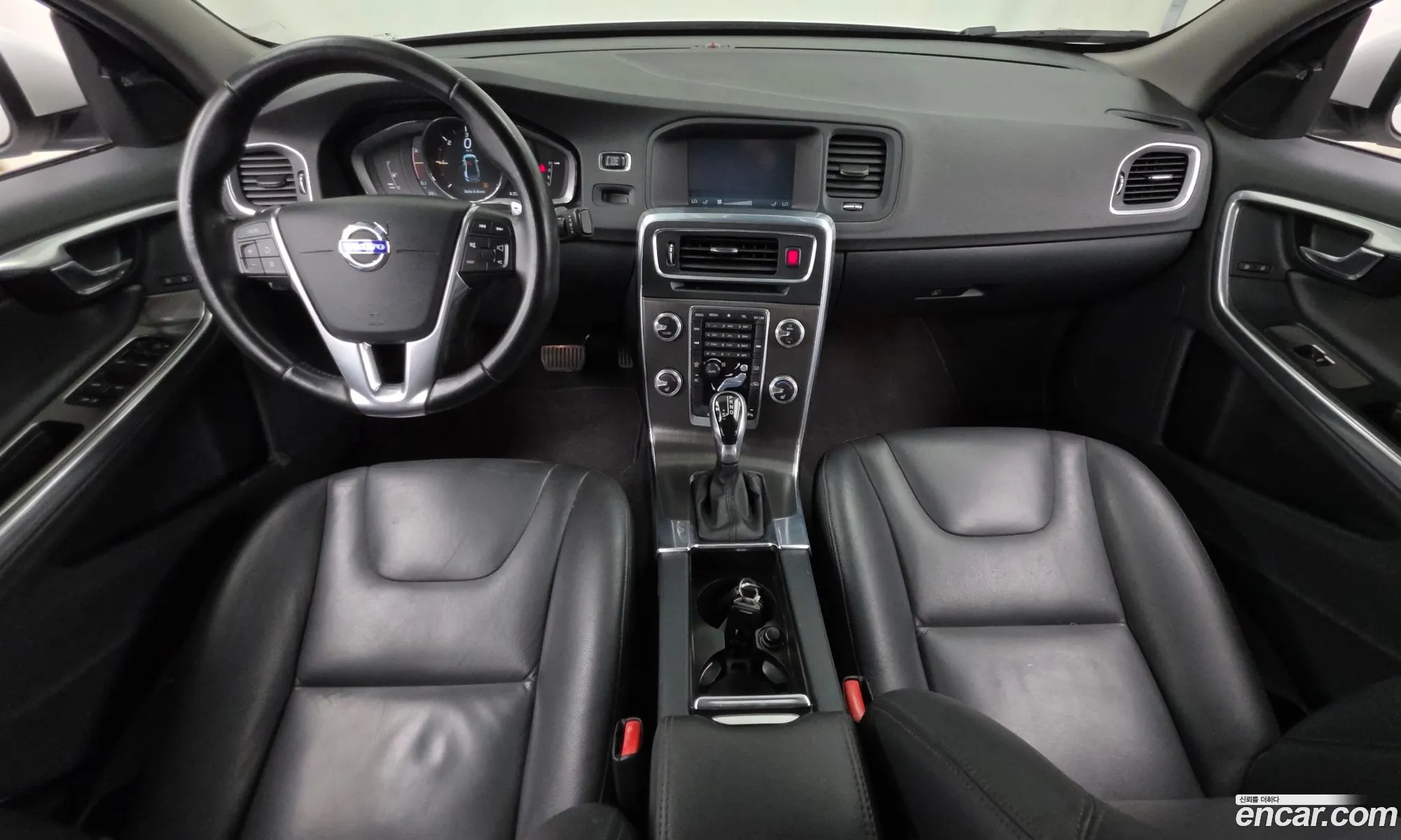 Volvo S60 2015 YV1FS84BBF2356095 — 15