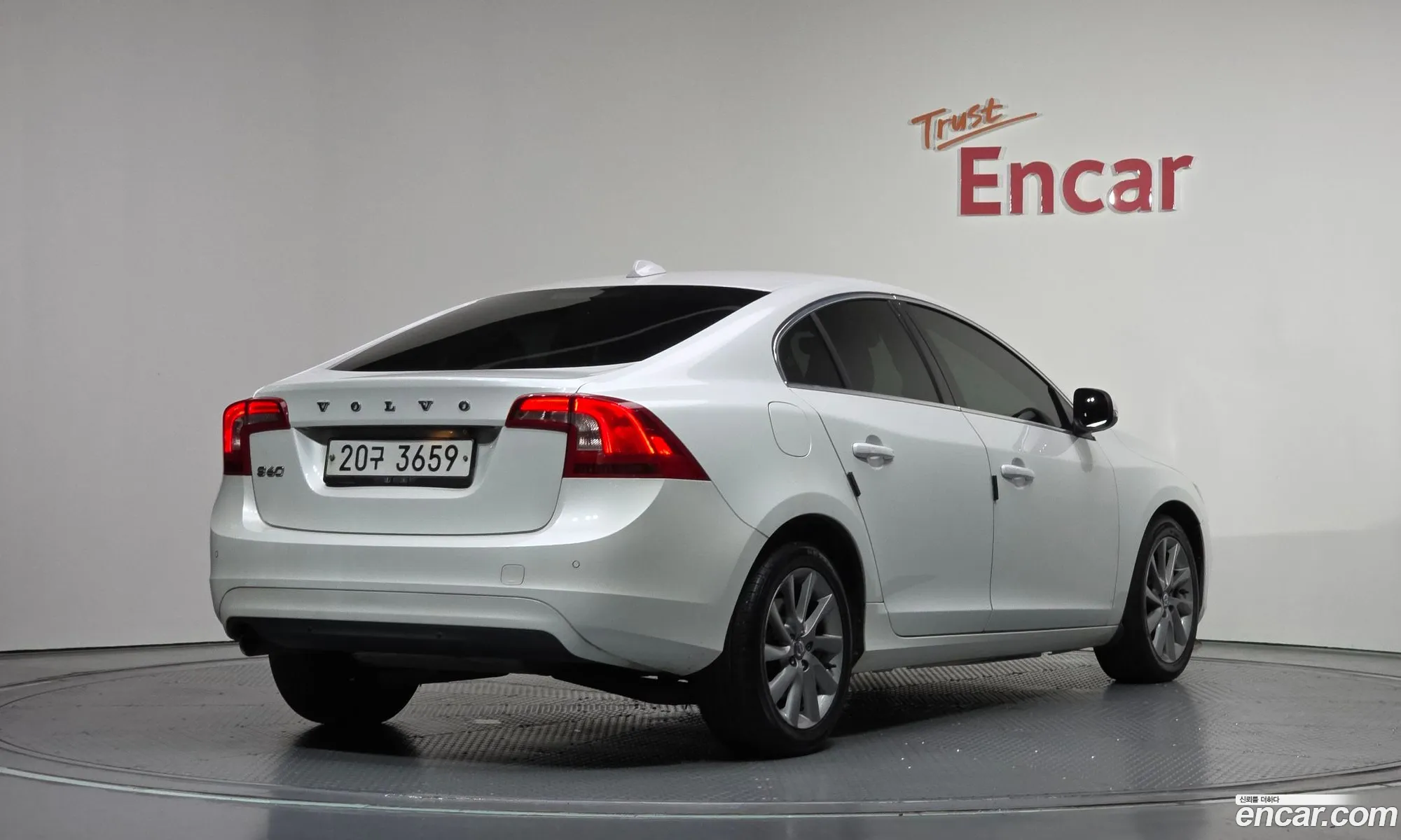 Volvo S60 2015 YV1FS84BBF2356095 — 5
