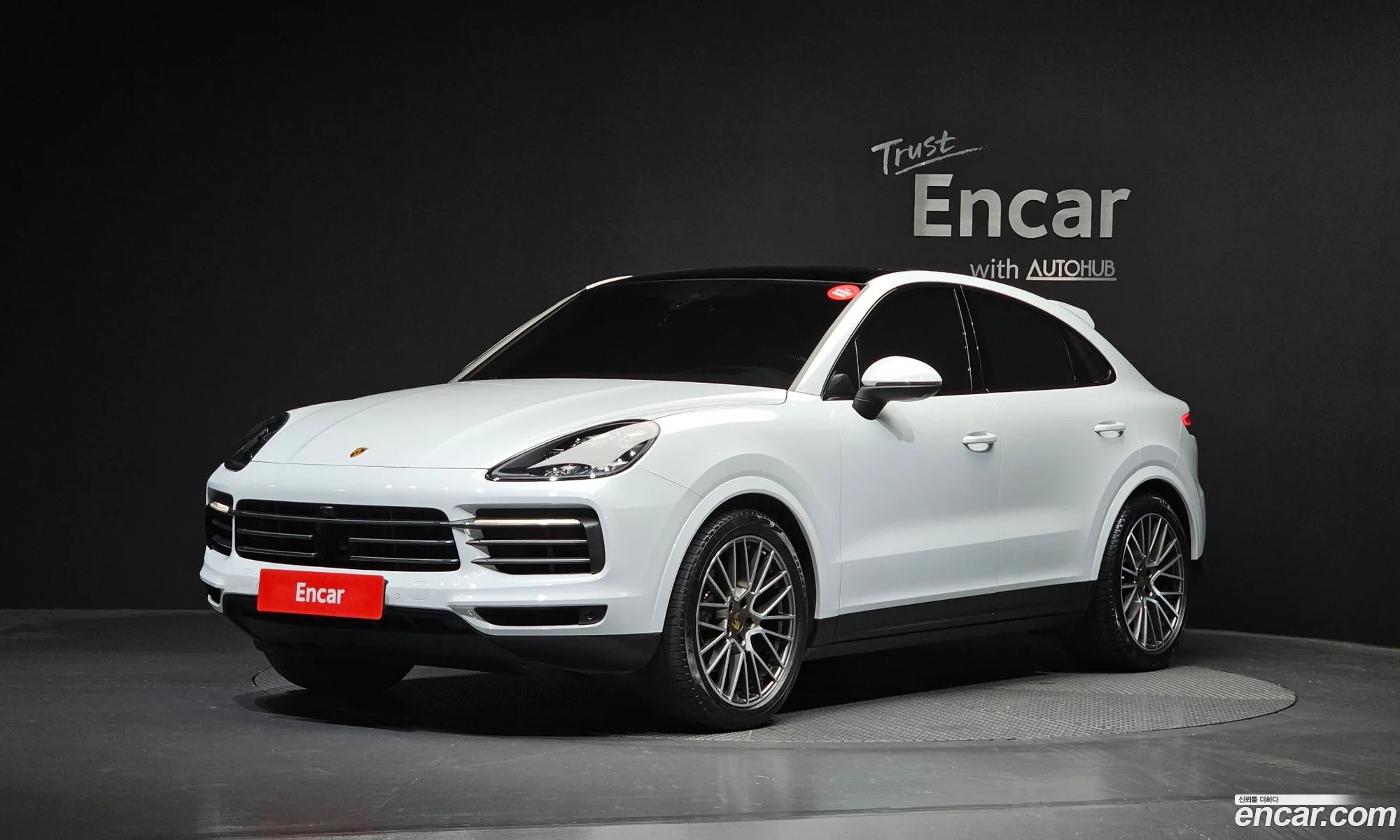 Porsche Cayenne 2022 — 19