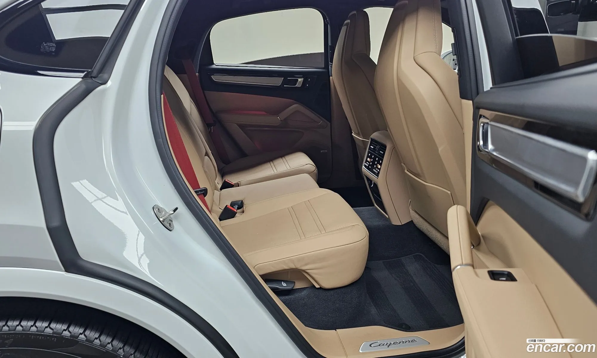 Porsche Cayenne 2022 — 12