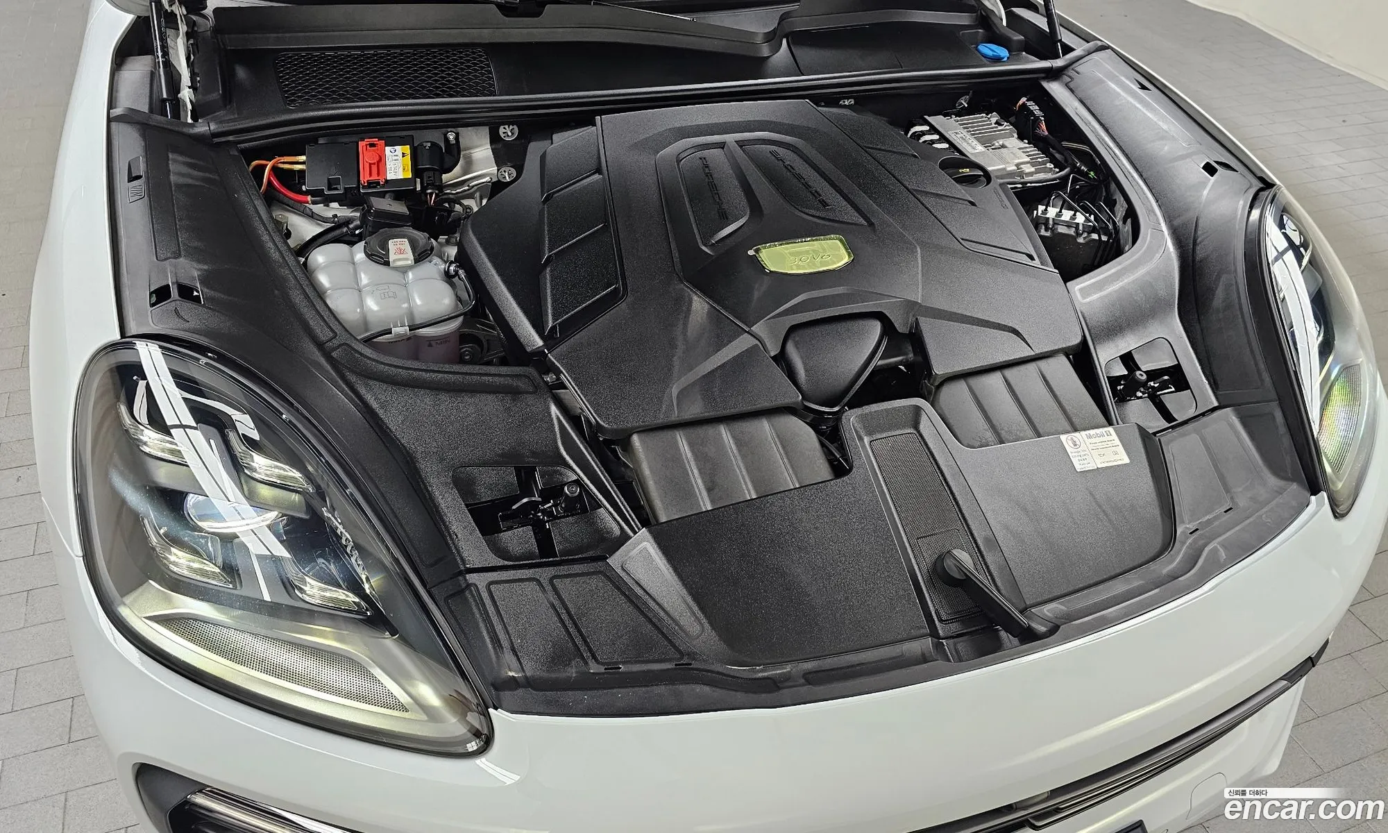 Porsche Cayenne 2022 — 11