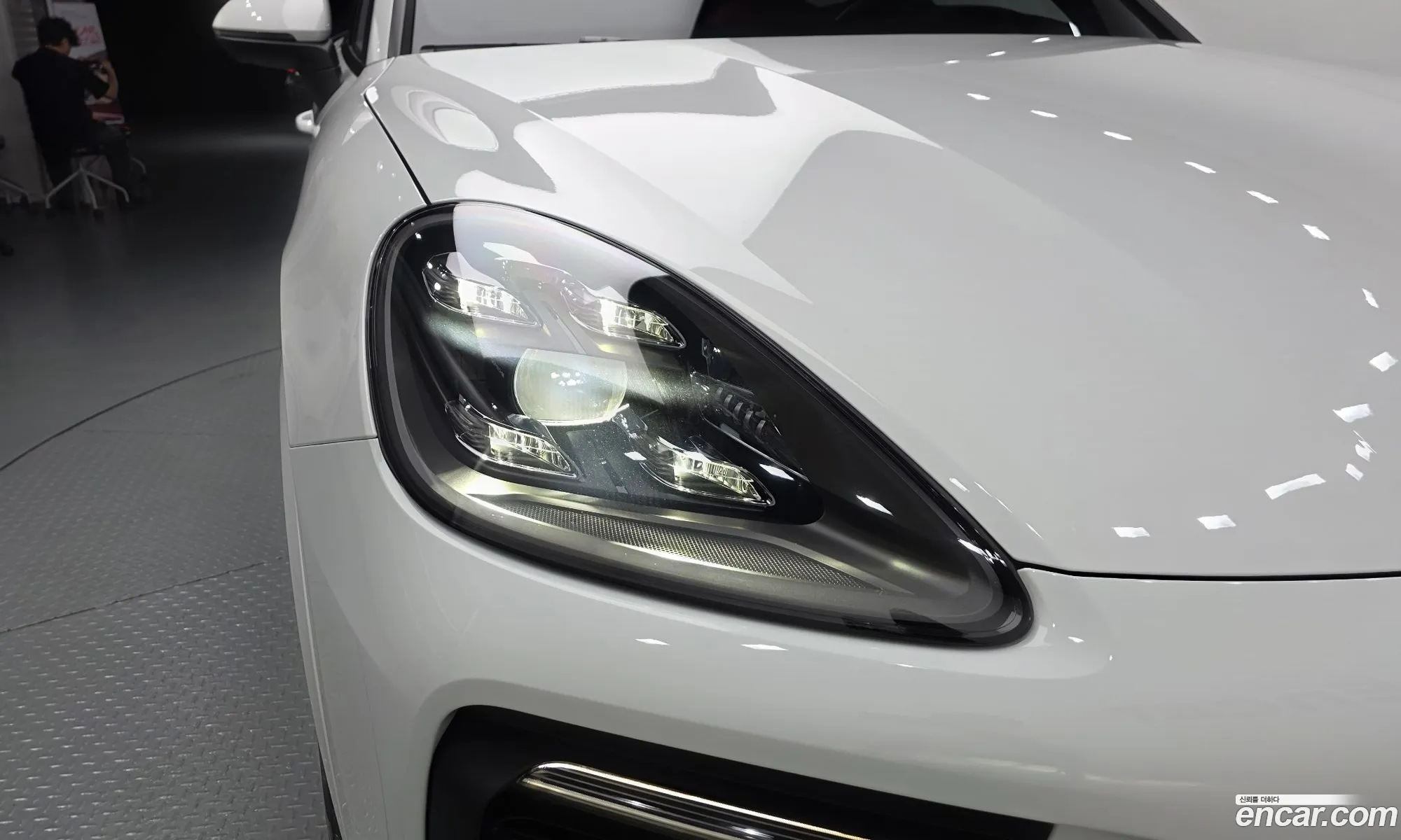 Porsche Cayenne 2022 WP1AA29Y2NDA07455 — 11