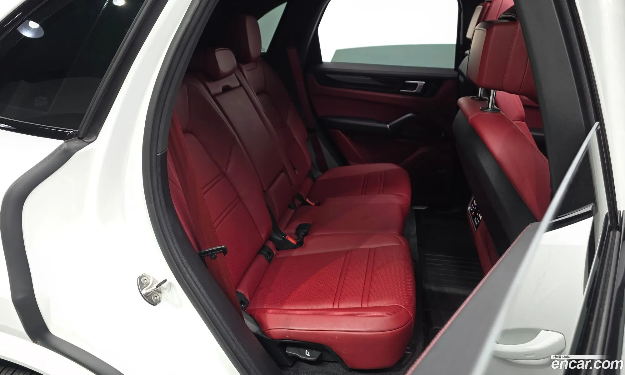 Porsche Cayenne 2022 WP1AA29Y2NDA07455 — 12