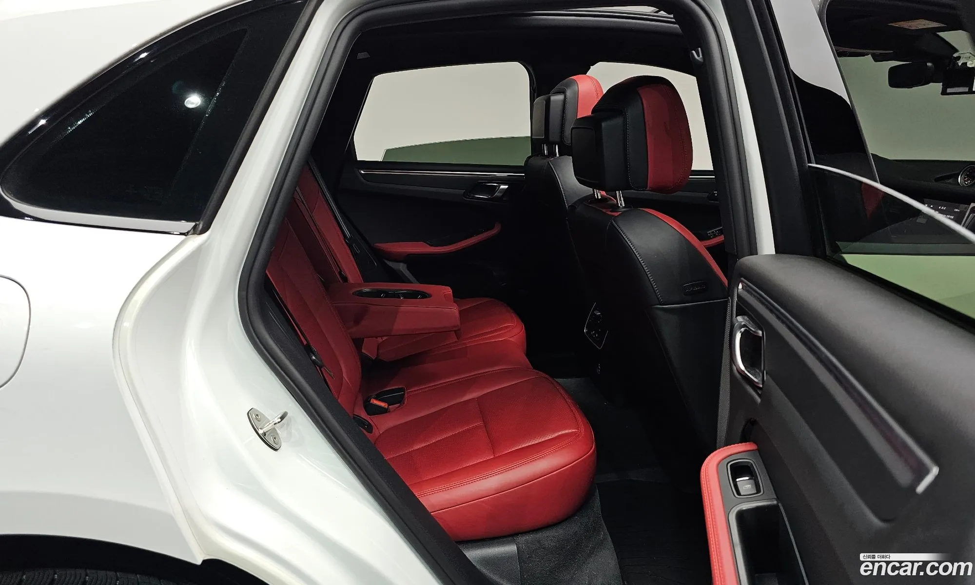 Porsche Macan 2021 WP1AA2951MLB16970 — 18