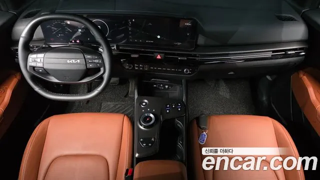 Kia Sportage Hybrid 2025 — 4