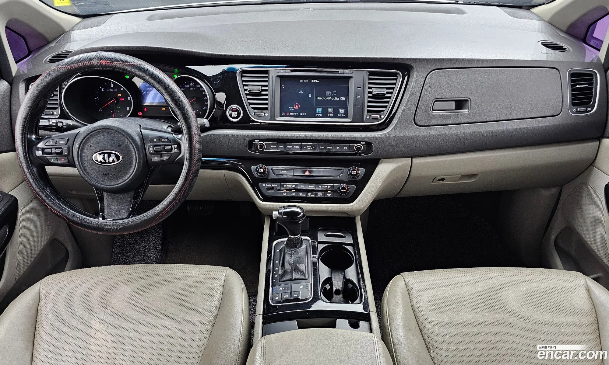Kia Carnival 2014 — 4