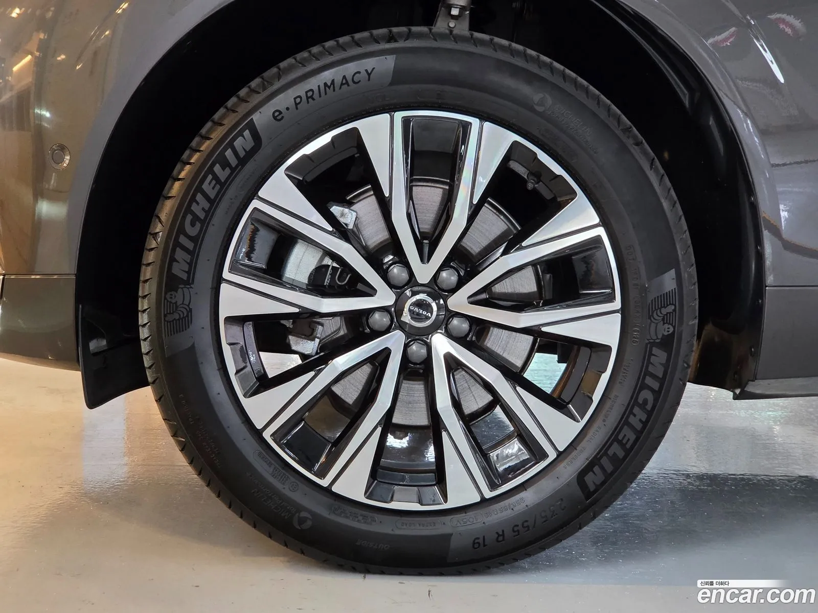 Volvo XC60 2025 — 4