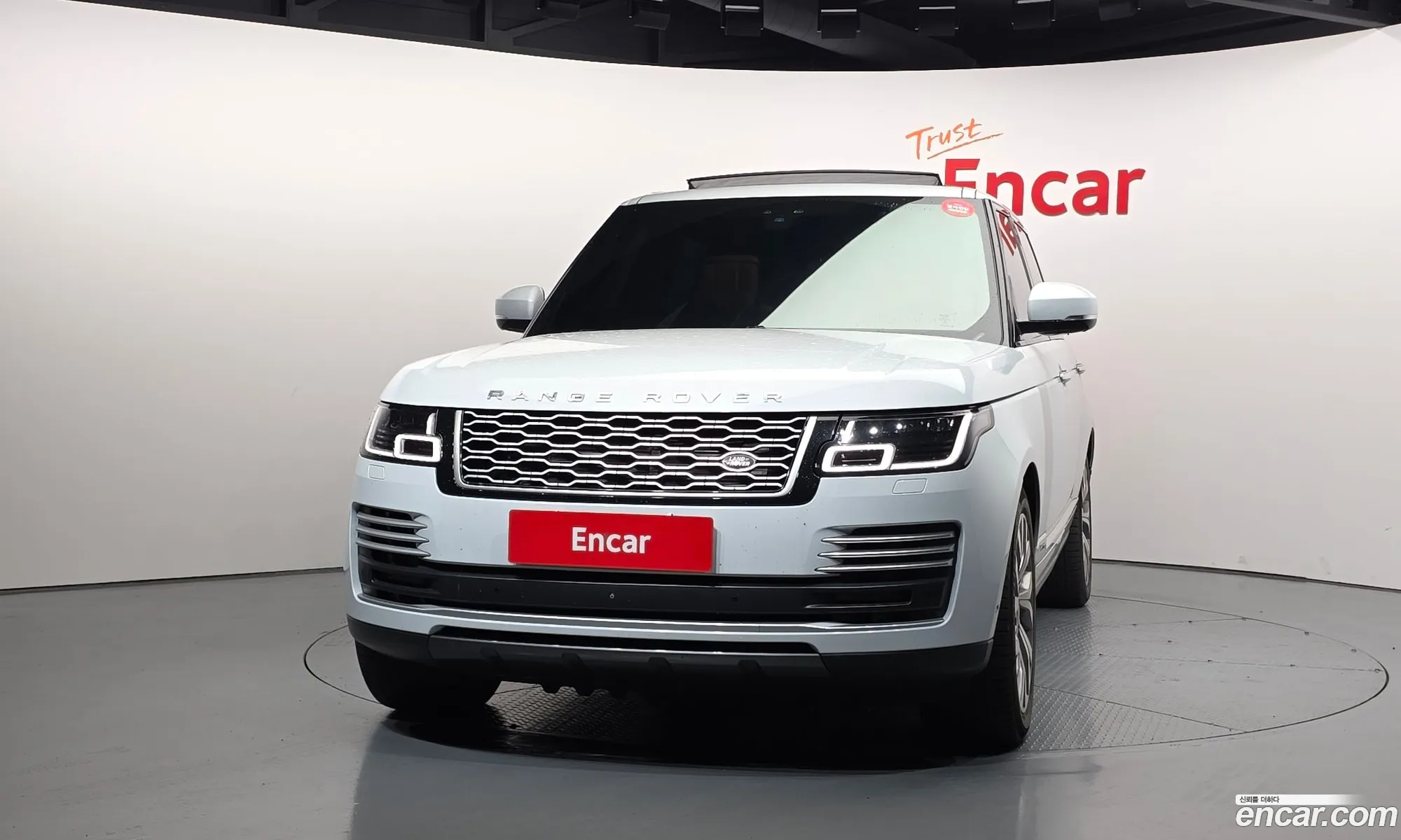 Land Rover Range Rover 2018 SALGA3BJ7JA510773 — 9