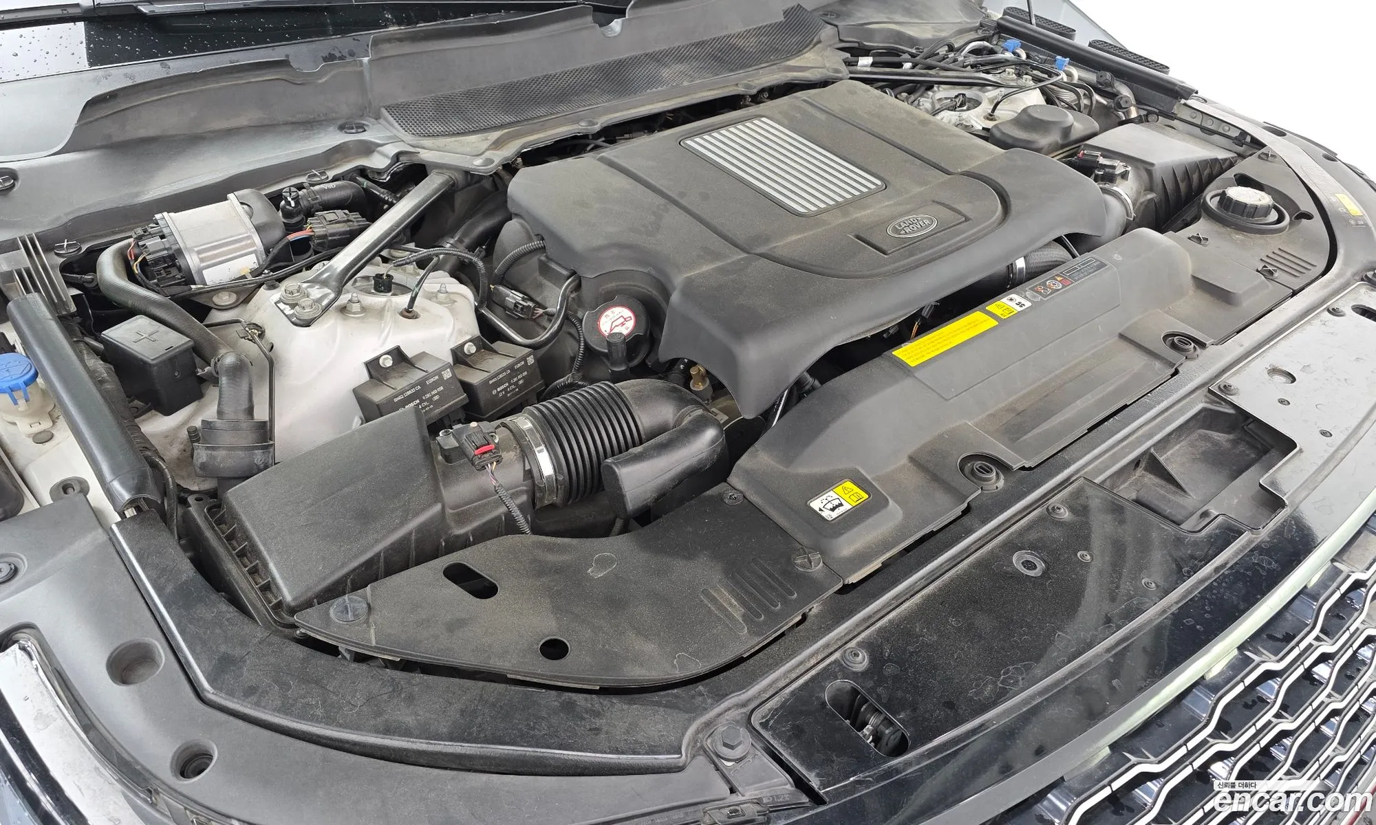 Land Rover Range Rover 2018 SALGA3BJ7JA510773 — 19