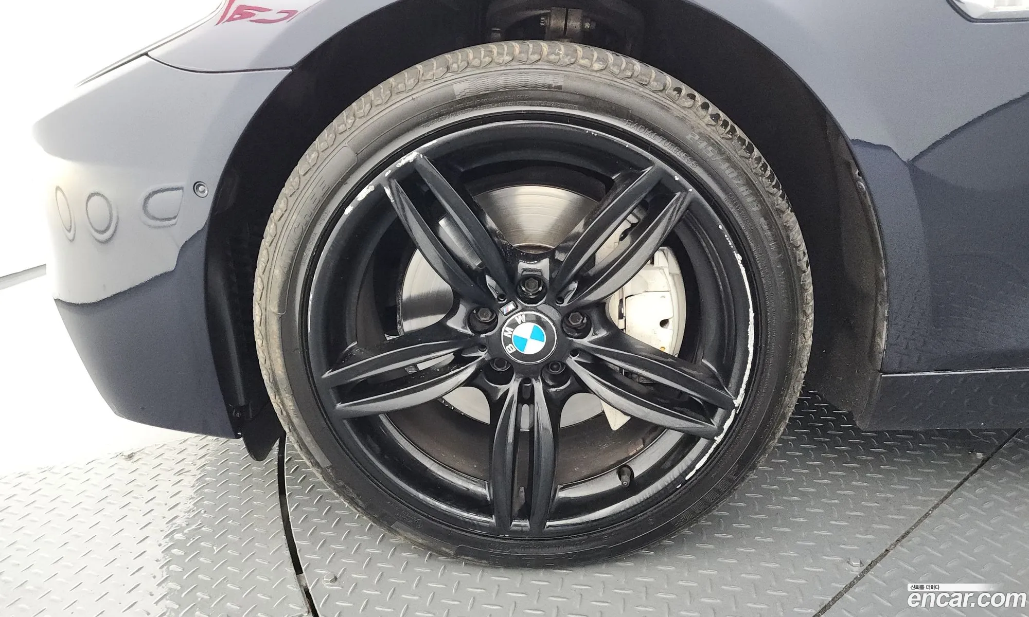 BMW 5 Series 2012 — 7